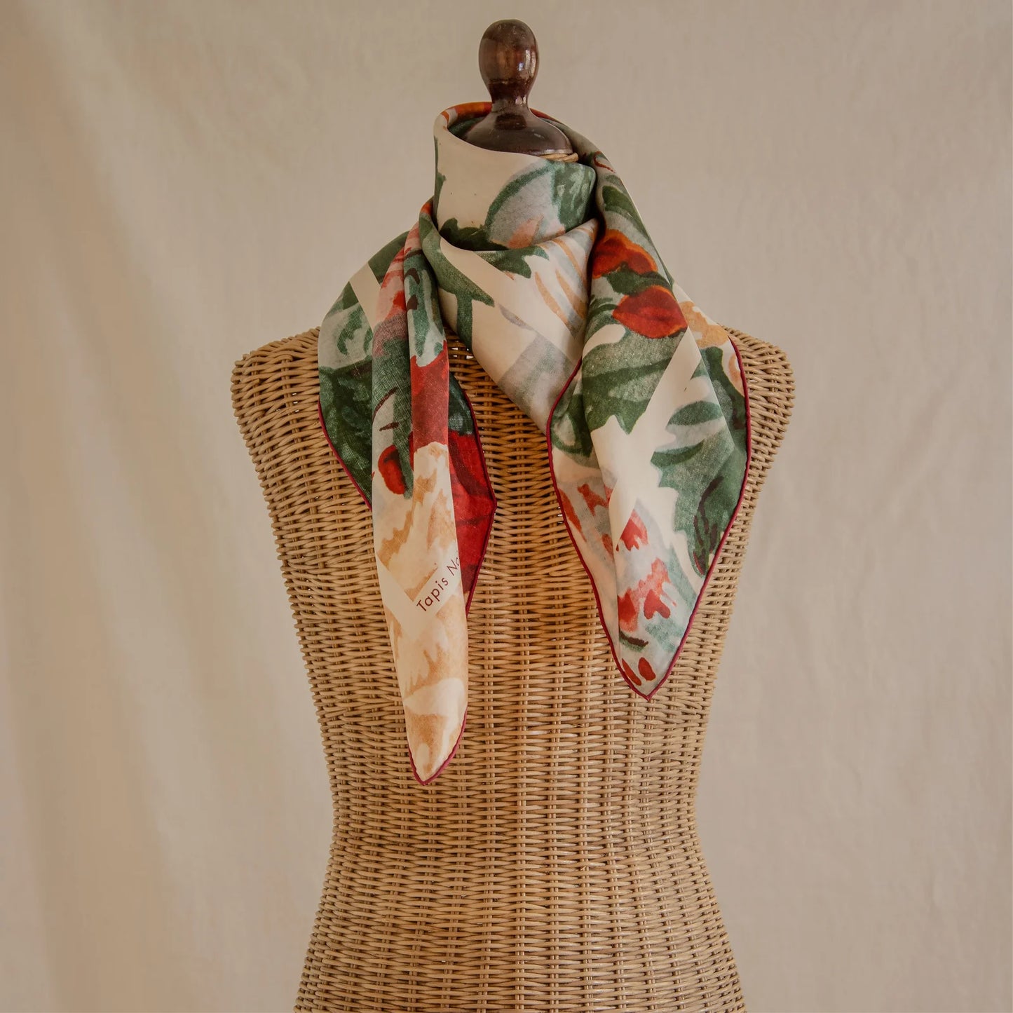 Tapis Noir Classical Multicolour Flower Scarf