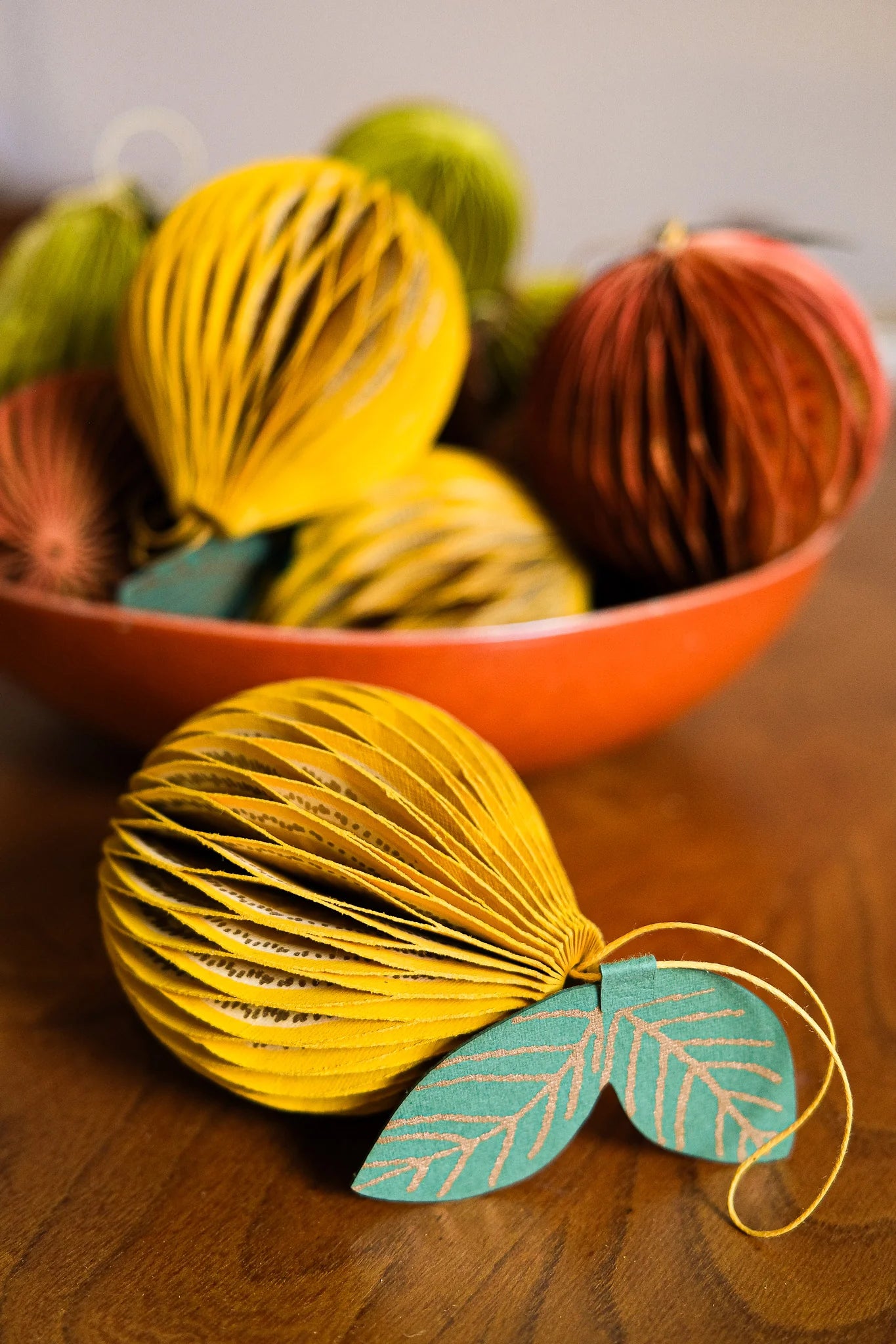 East End Press Honeycomb Decoration