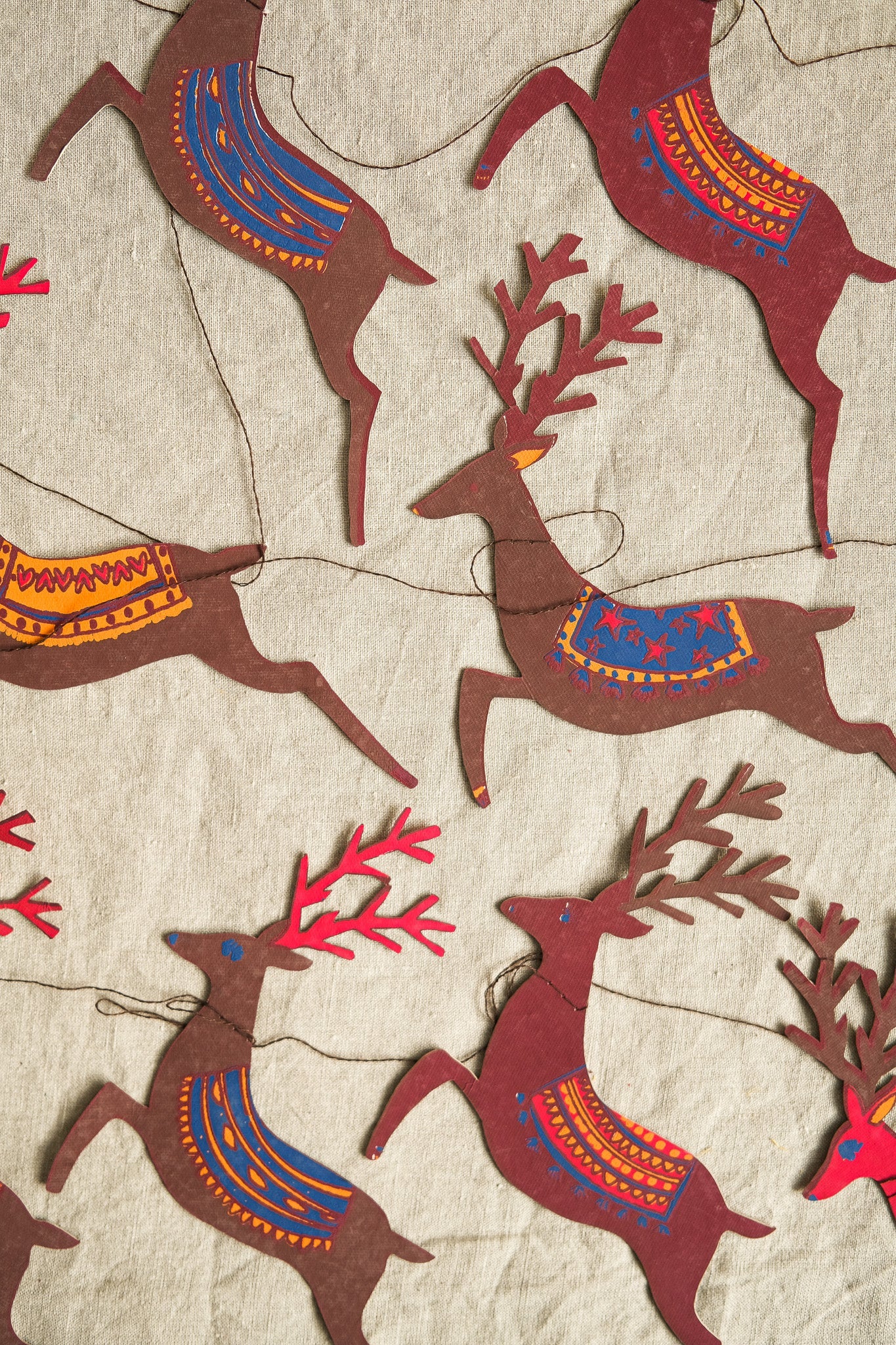East End Press Garland: Reindeers
