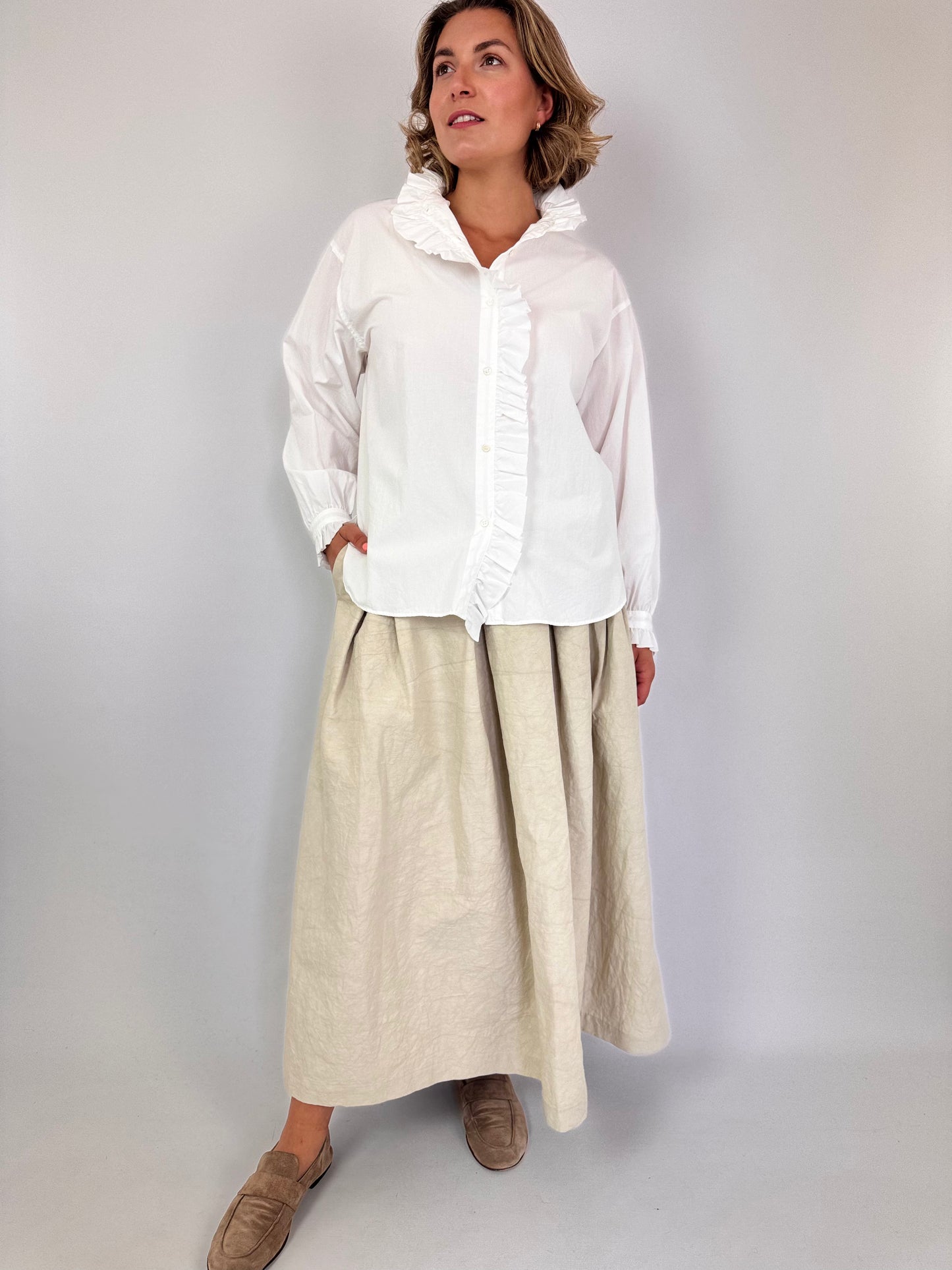 Kagure 111 Tuck Skirt Light Beige