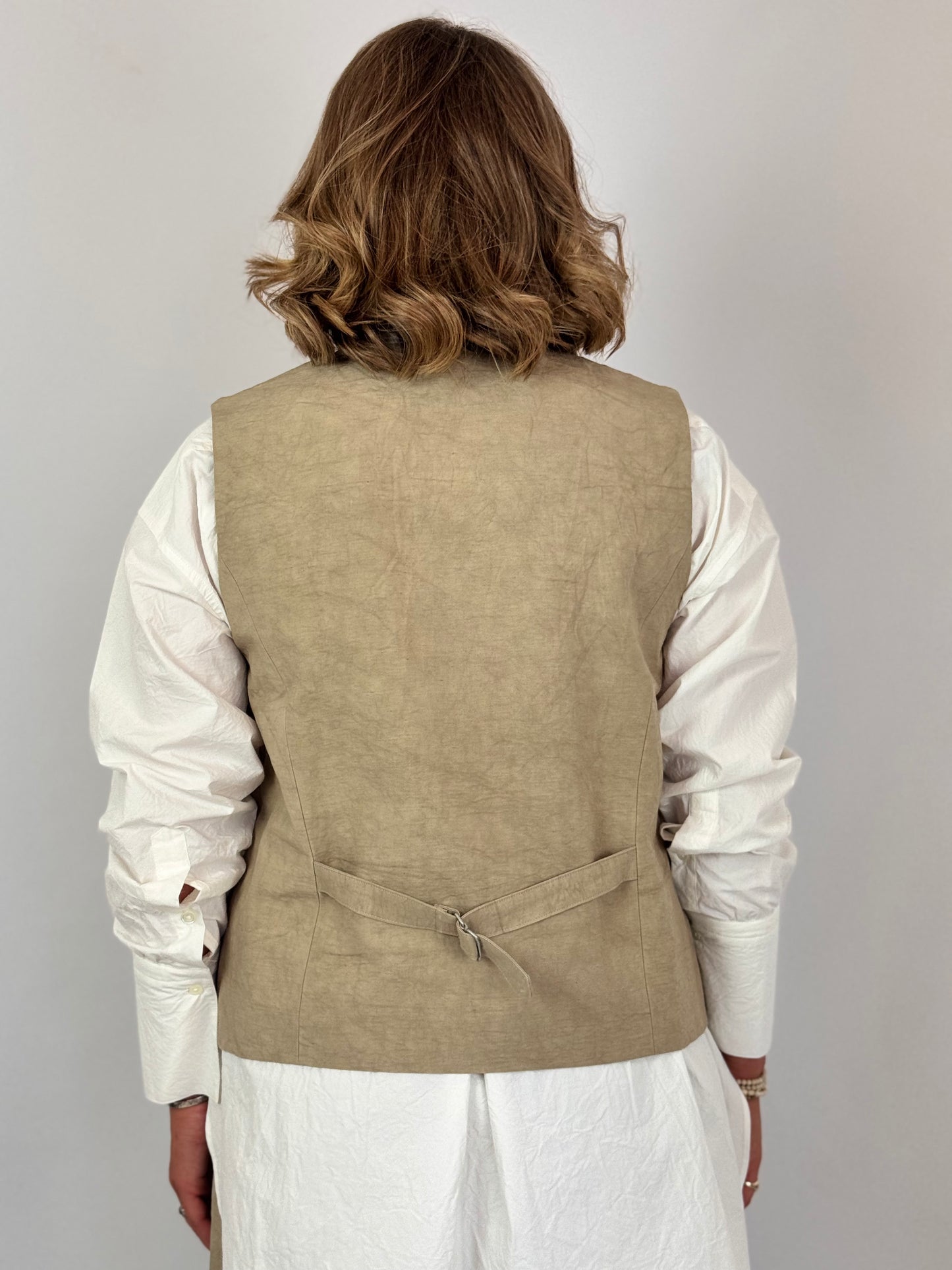 Kagure 109 Waistcoat Beige