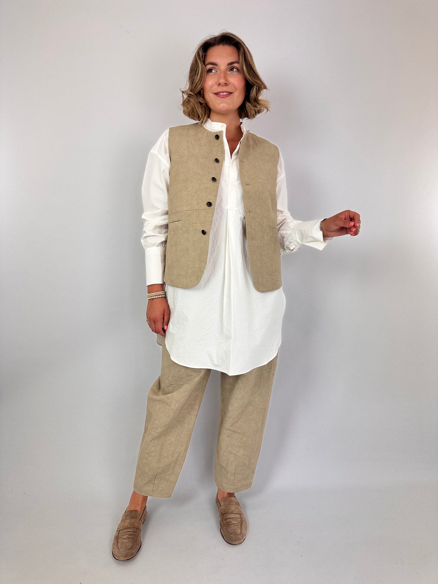 Kagure 109 Waistcoat Beige