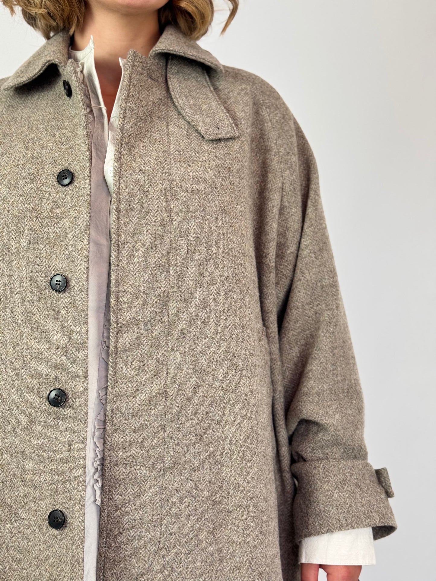 Kagure 126 Wool Bal Coat Beige