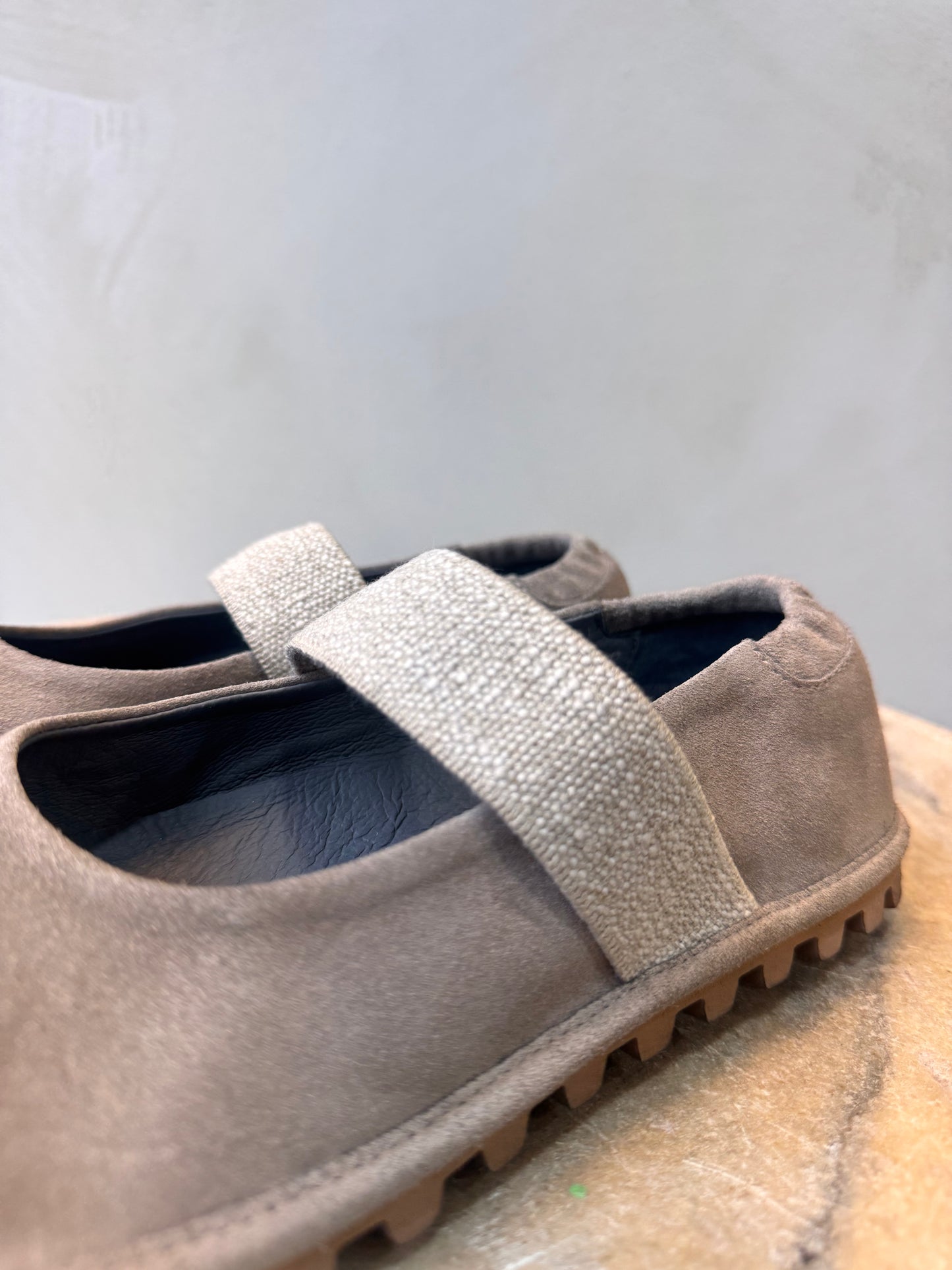 Lofina 9780 Shoes Cardboard PRE-ORDER