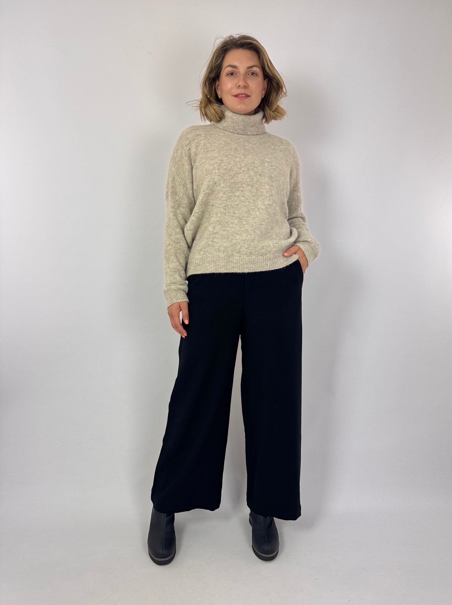 Transit Par-Such C121 Trousers Black