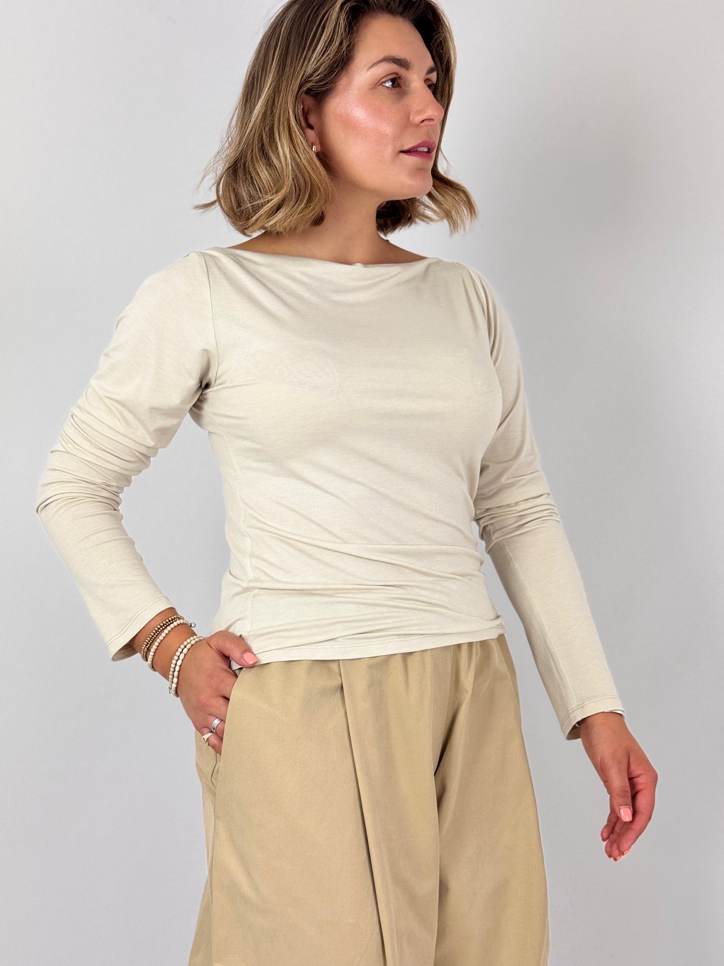 Les Filles d'Ailleurs 849 Top Ecru