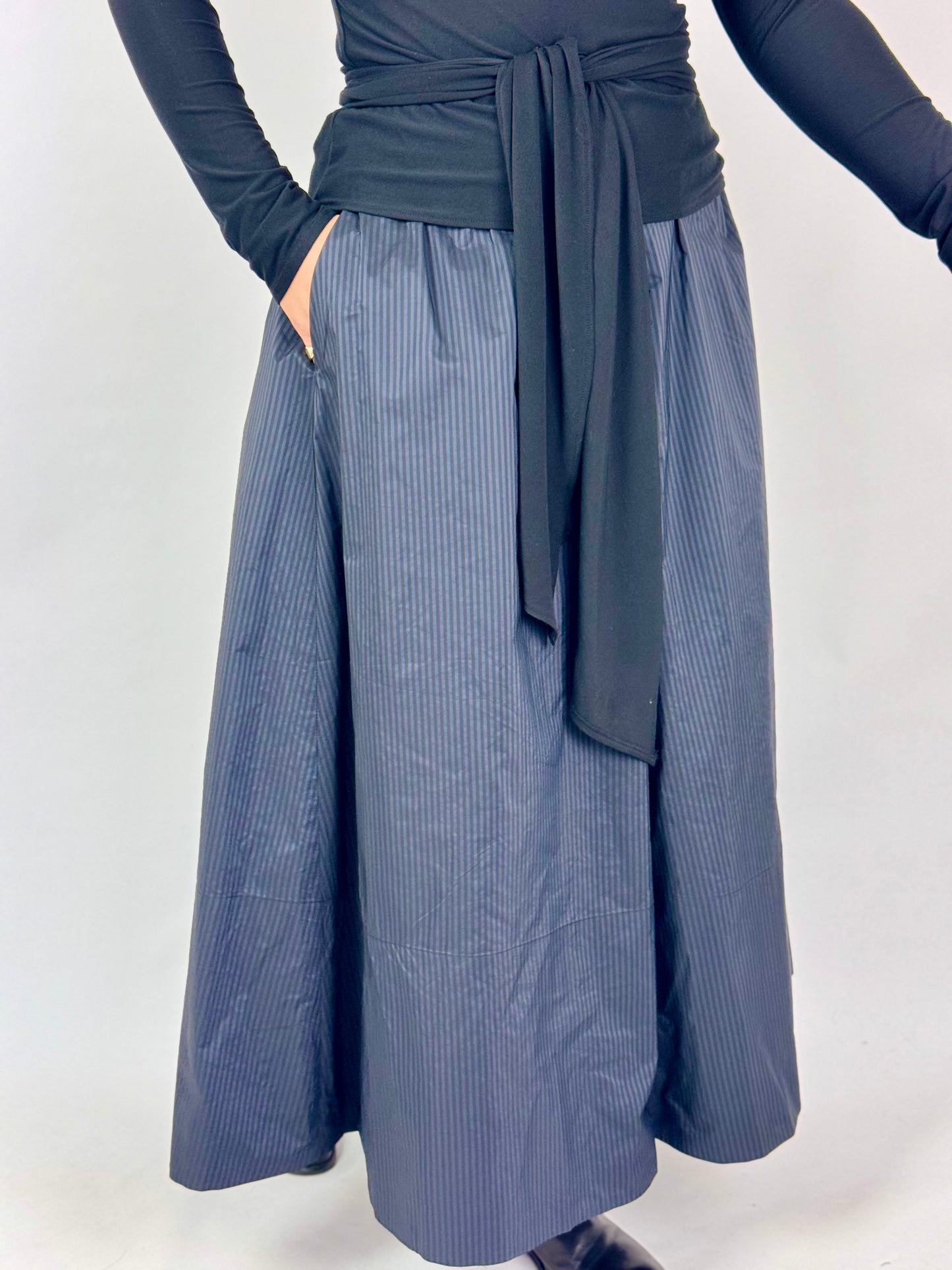 Les Filles d'Ailleurs 627 Skirt Navy Stripes