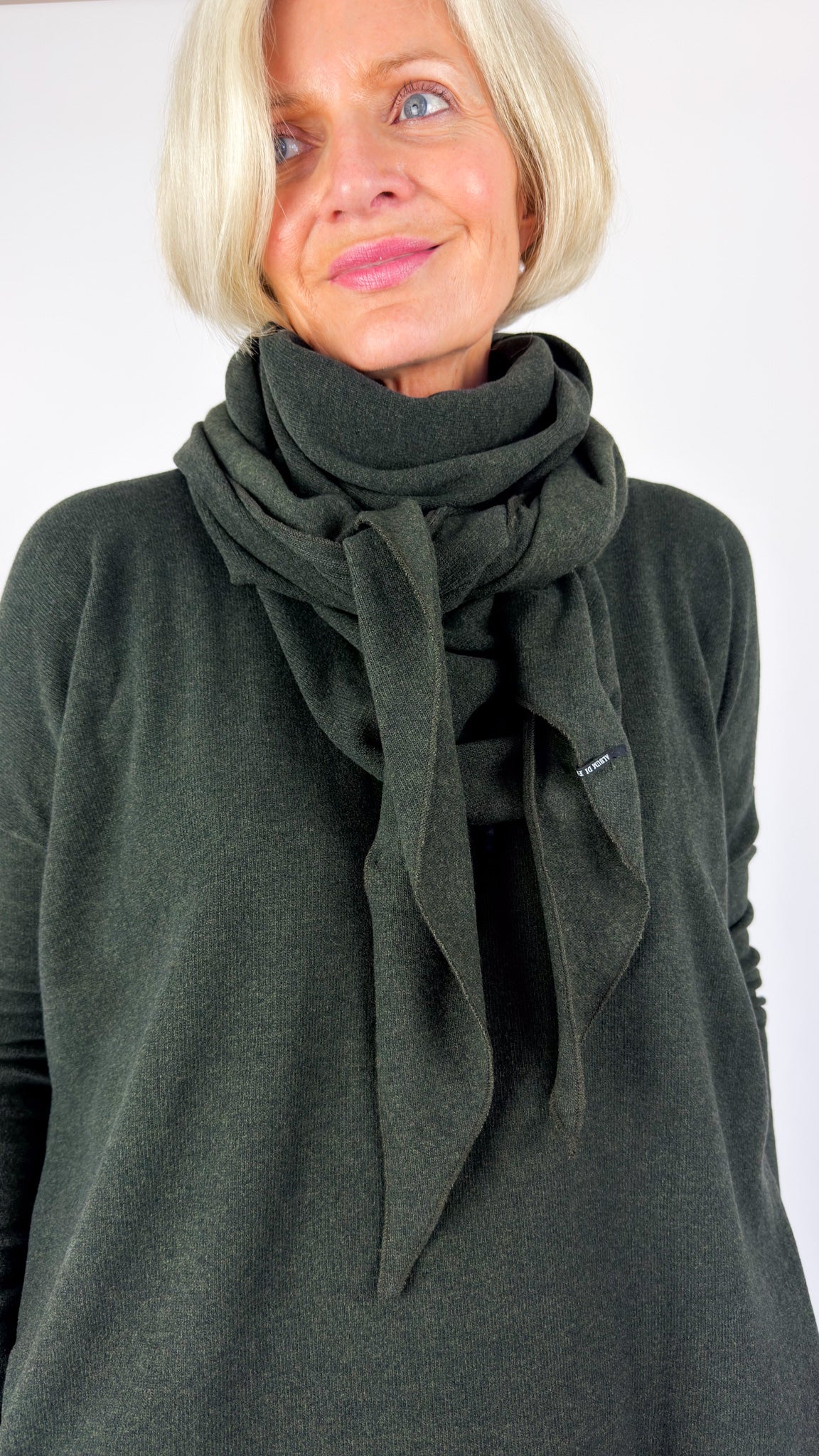 Album Di Famiglia JP Triangle Scarf Forest