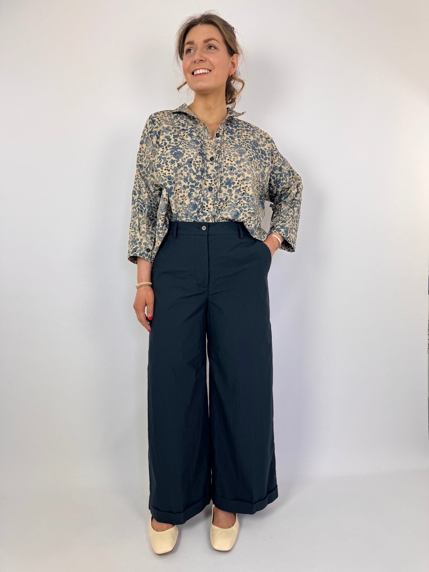 Bergfabel Wendy Trousers Navy