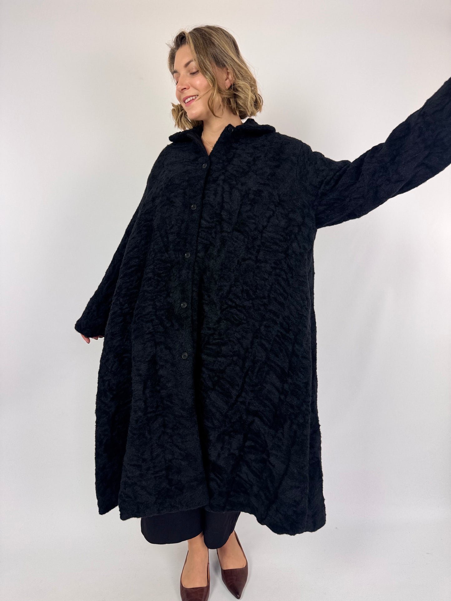 Apuntob 1997 Coat Black