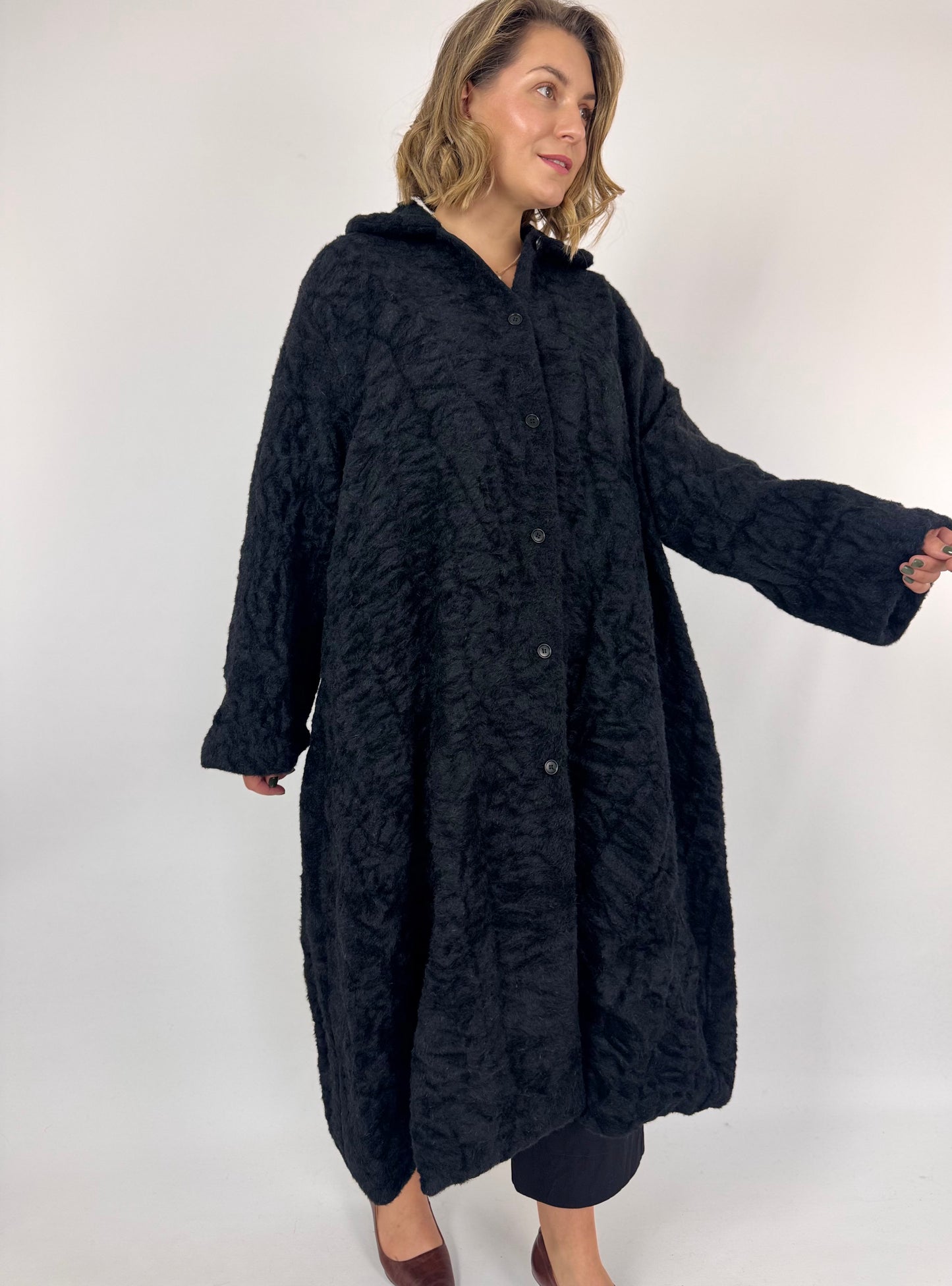 Apuntob 1997 Coat Black