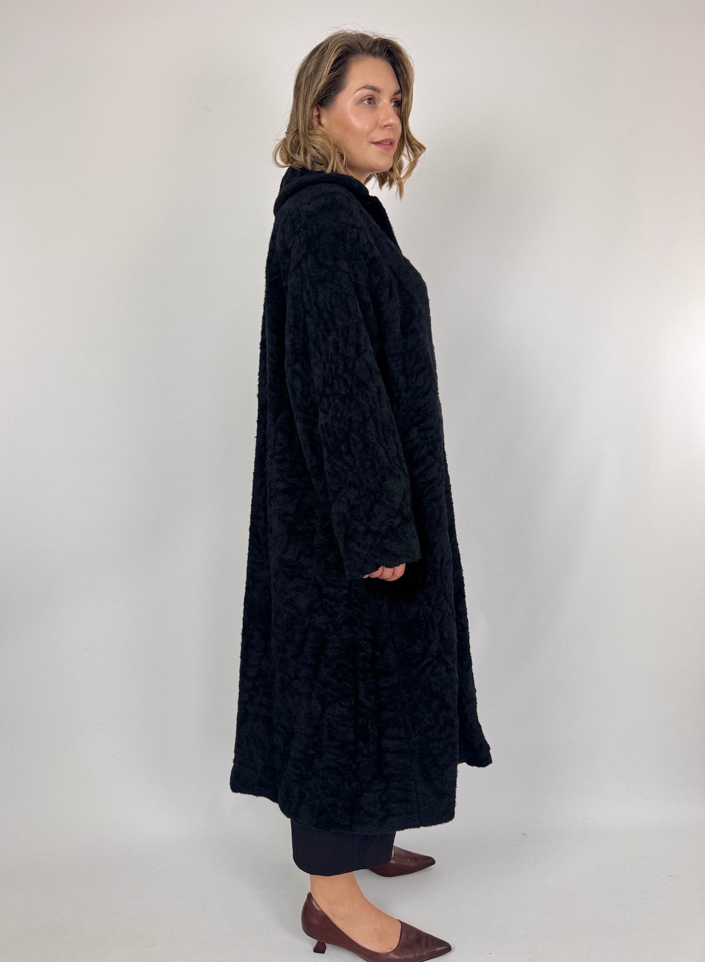 Apuntob 1997 Coat Black