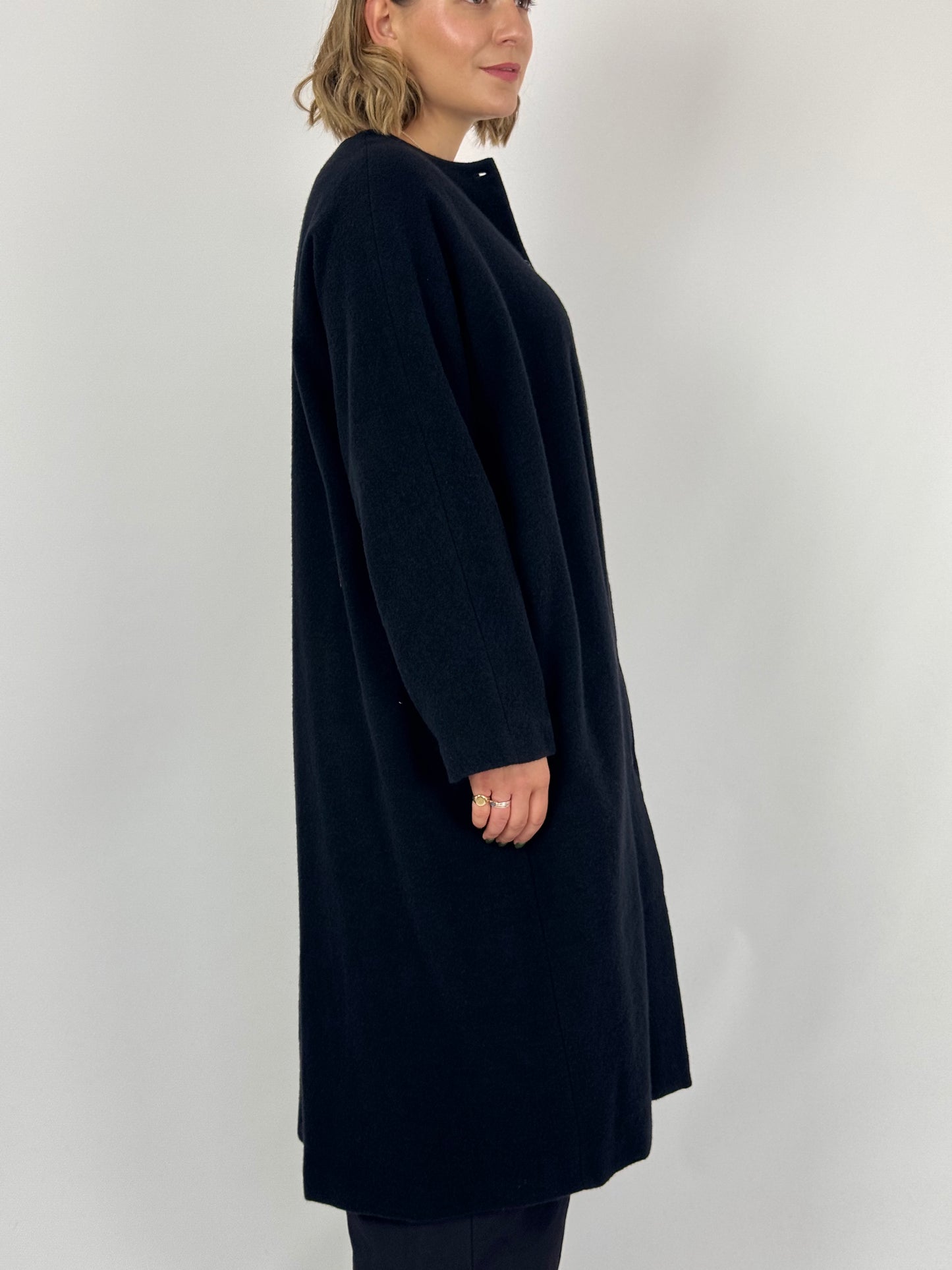 Apuntob 1996 Coat Black