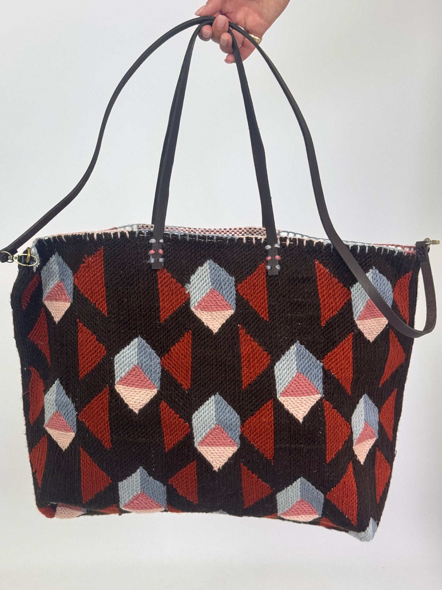 Enshalla 47P05L Bag