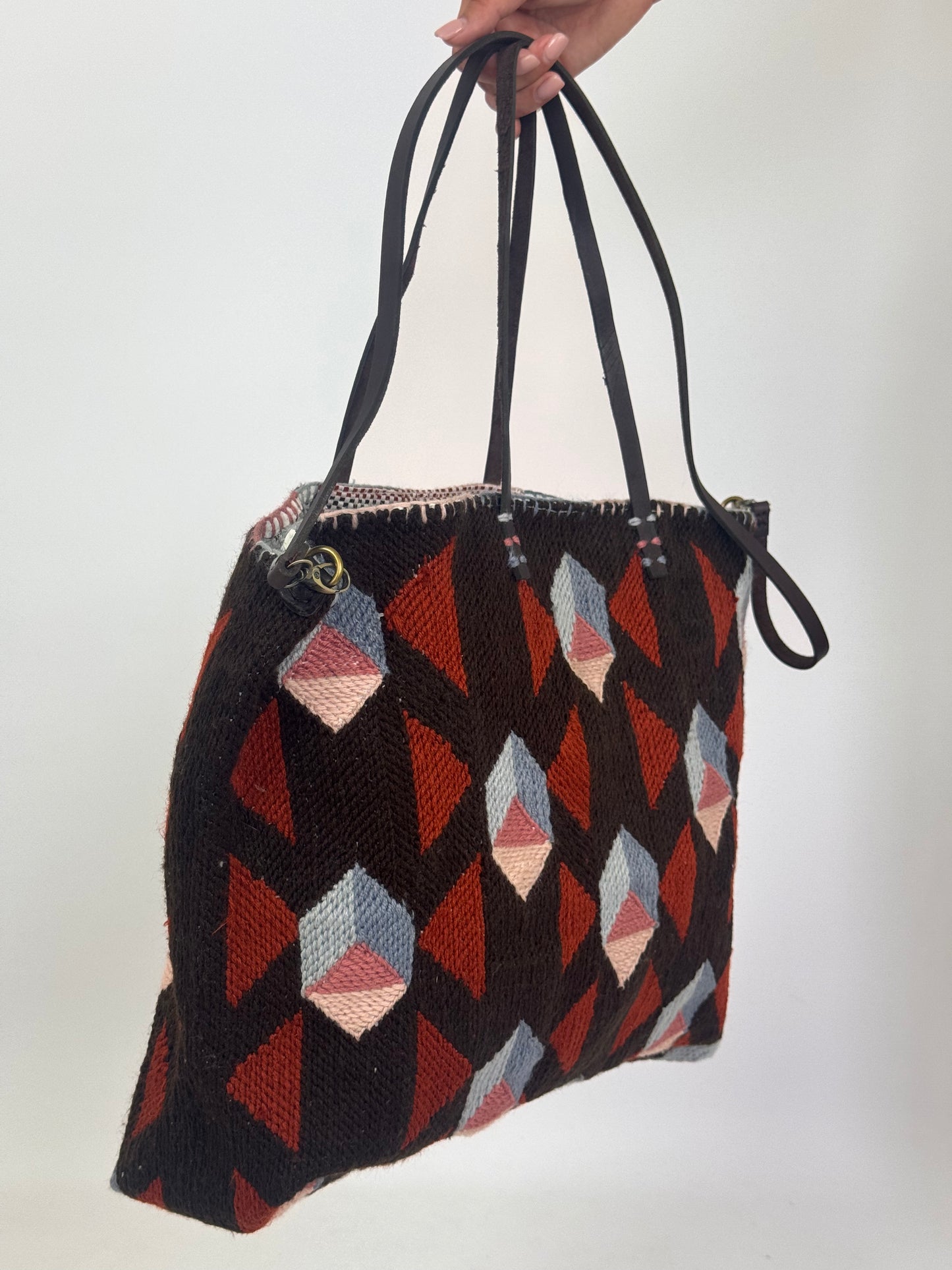 Enshalla 47P05L Bag