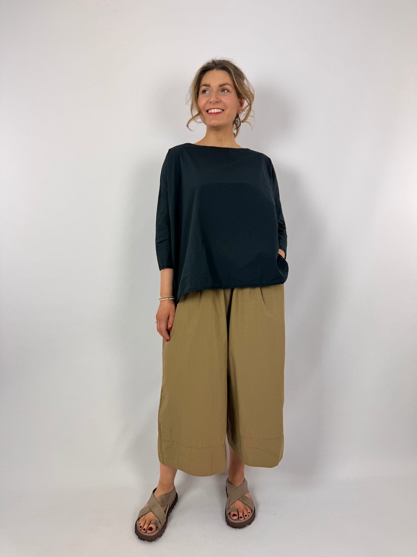 Album Di Famiglia 118 TC Tunic Black