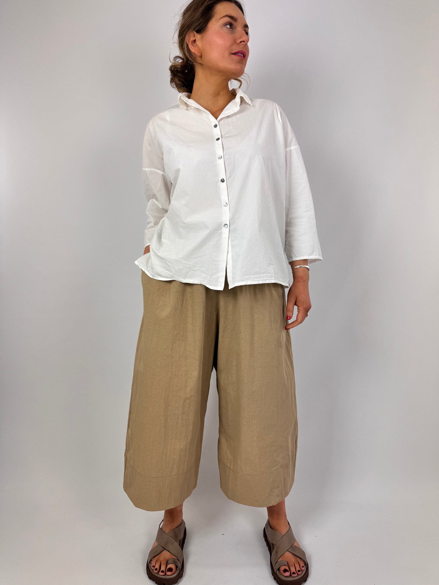Album Di Famiglia 255 WG Wide Trousers Gold