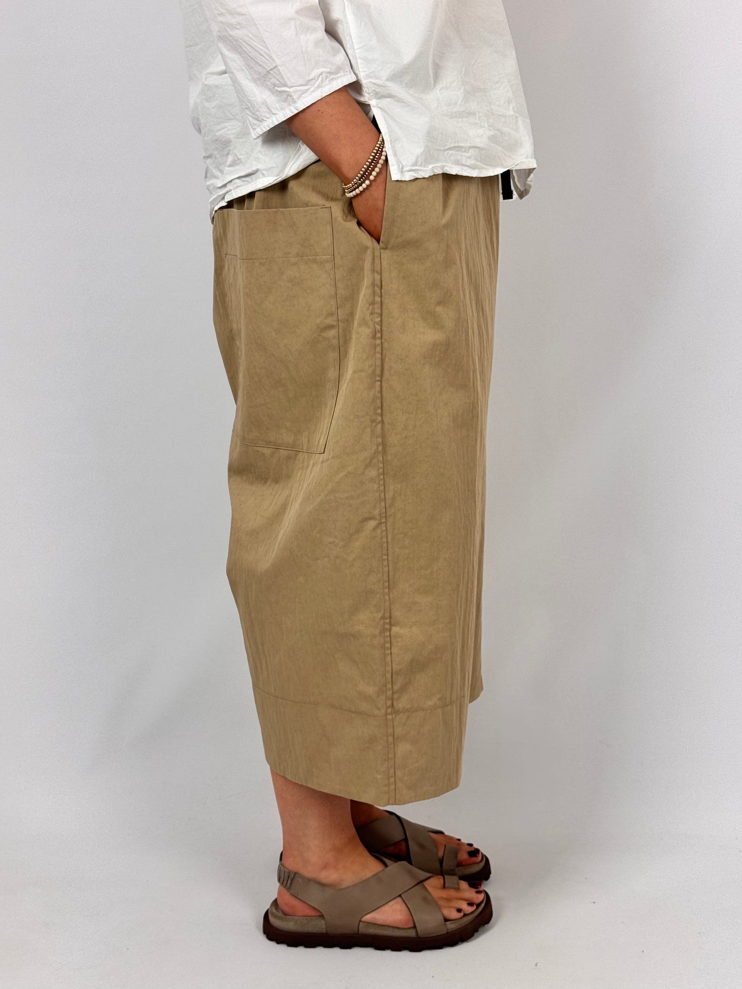 Album Di Famiglia 255 WG Wide Trousers Gold
