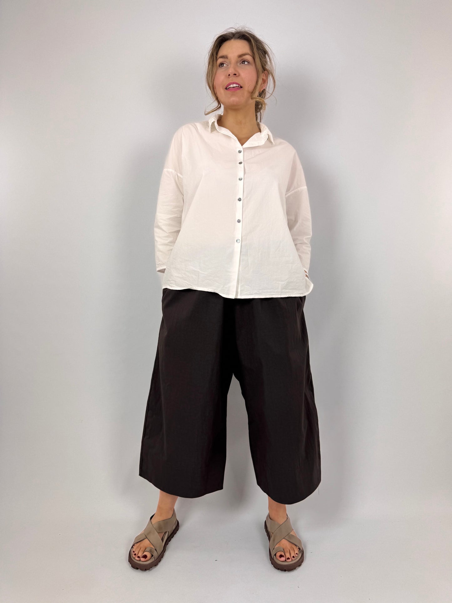 Album Di Famiglia 255 WG Wide Trousers Brown