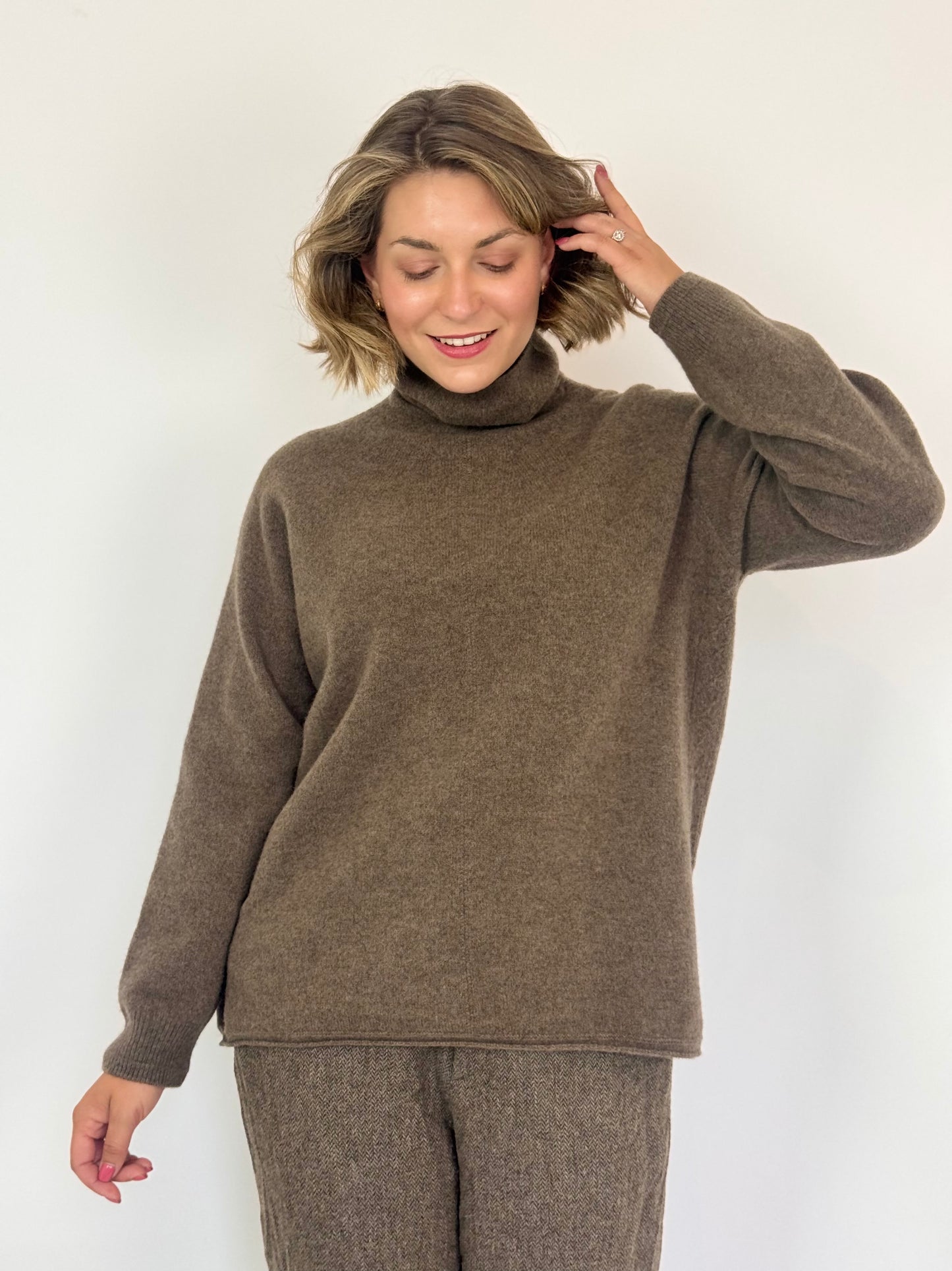 Pas De Calais 2600 Turtleneck Jumper Brown