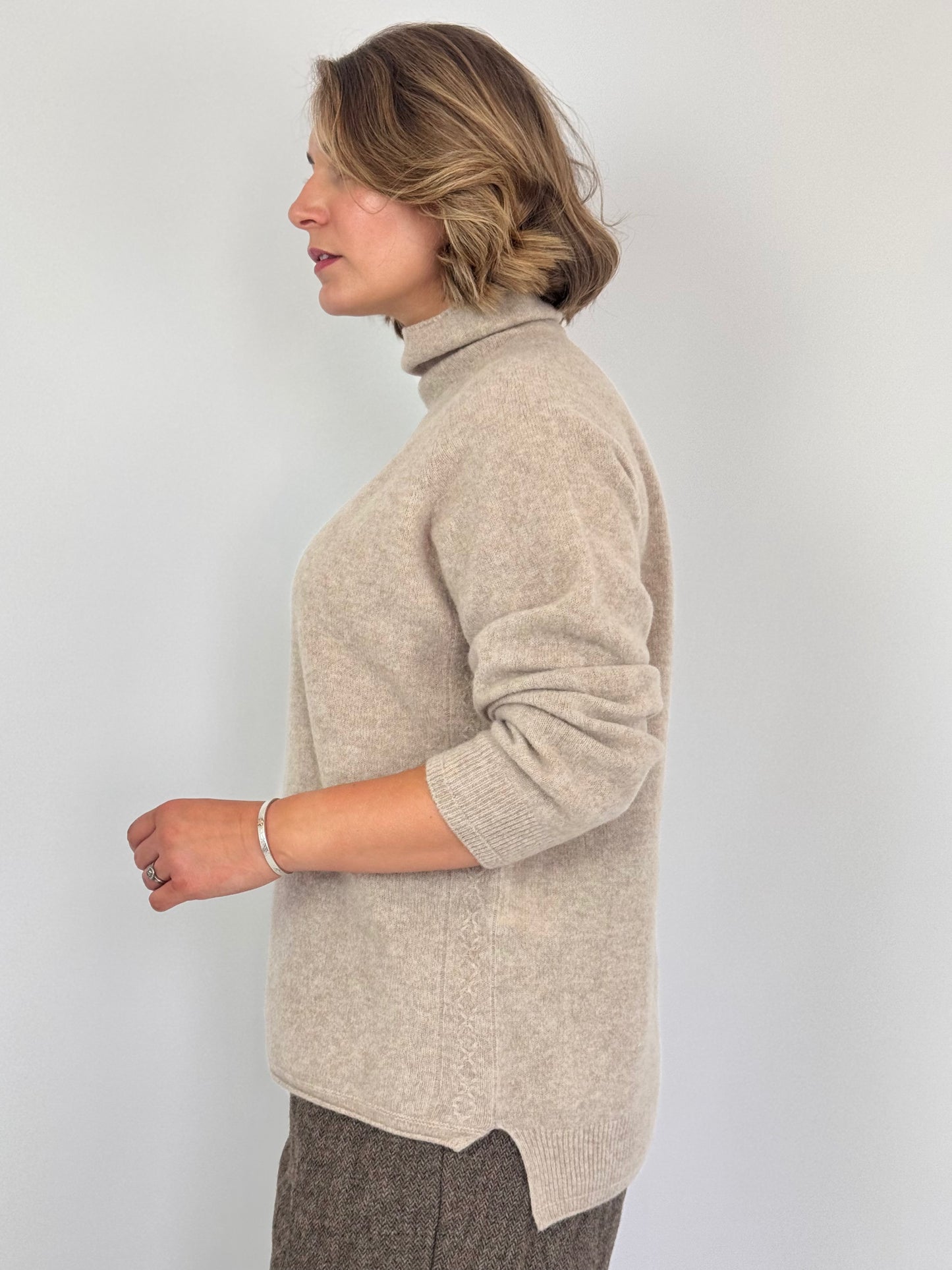 Pas De Calais 2600 Turtleneck Jumper Beige