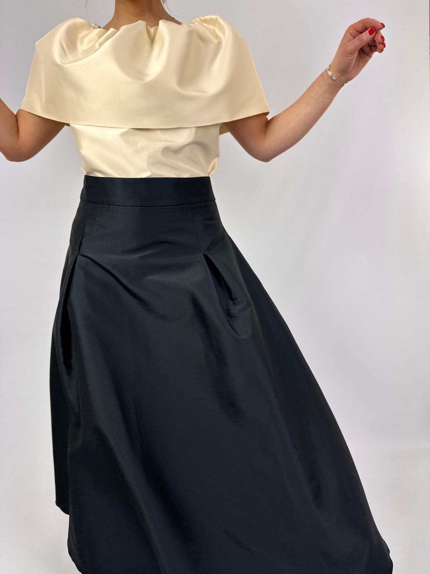 Roisin Linnane Halston Skirt Black