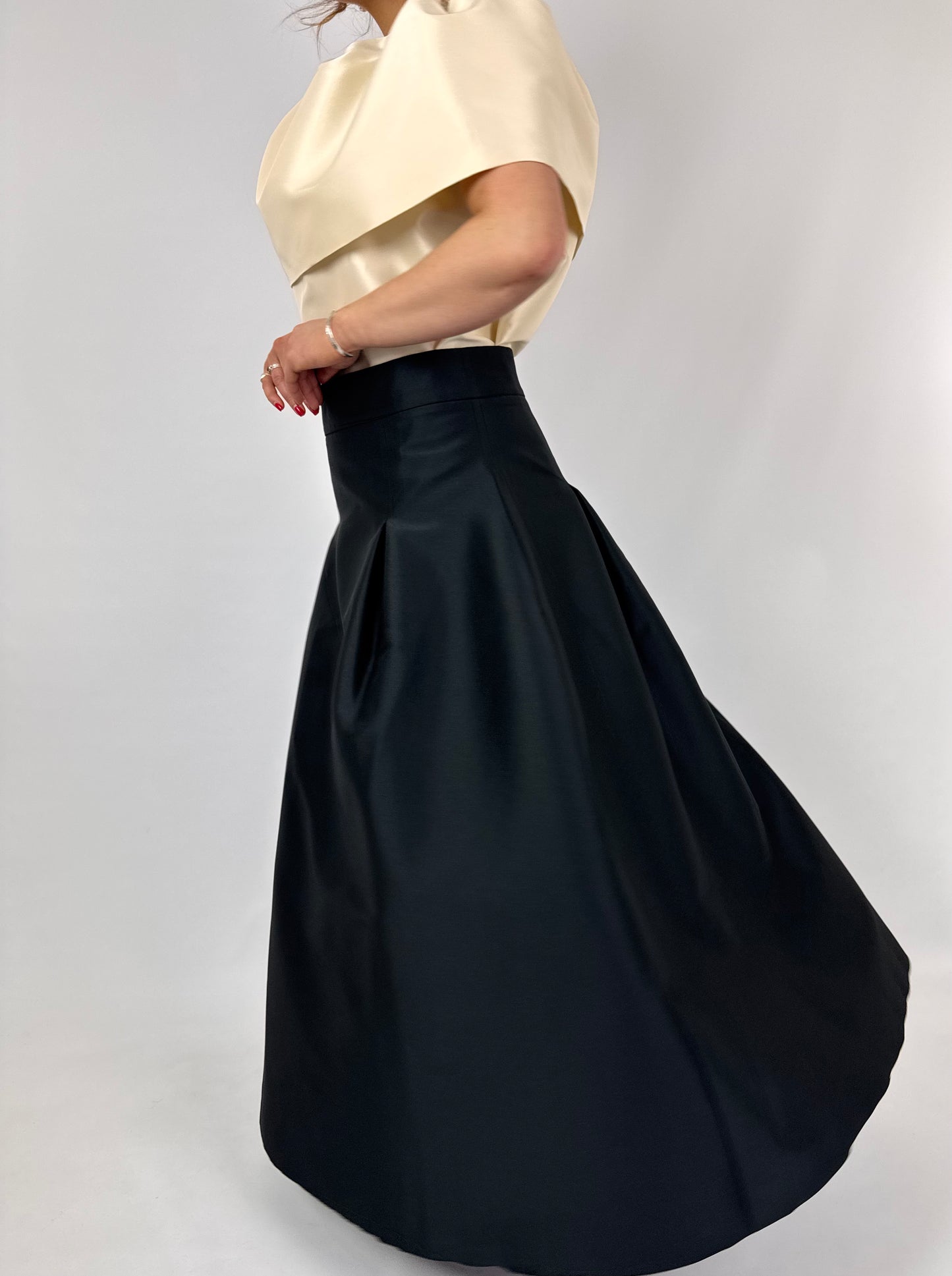 Roisin Linnane Halston Skirt Black