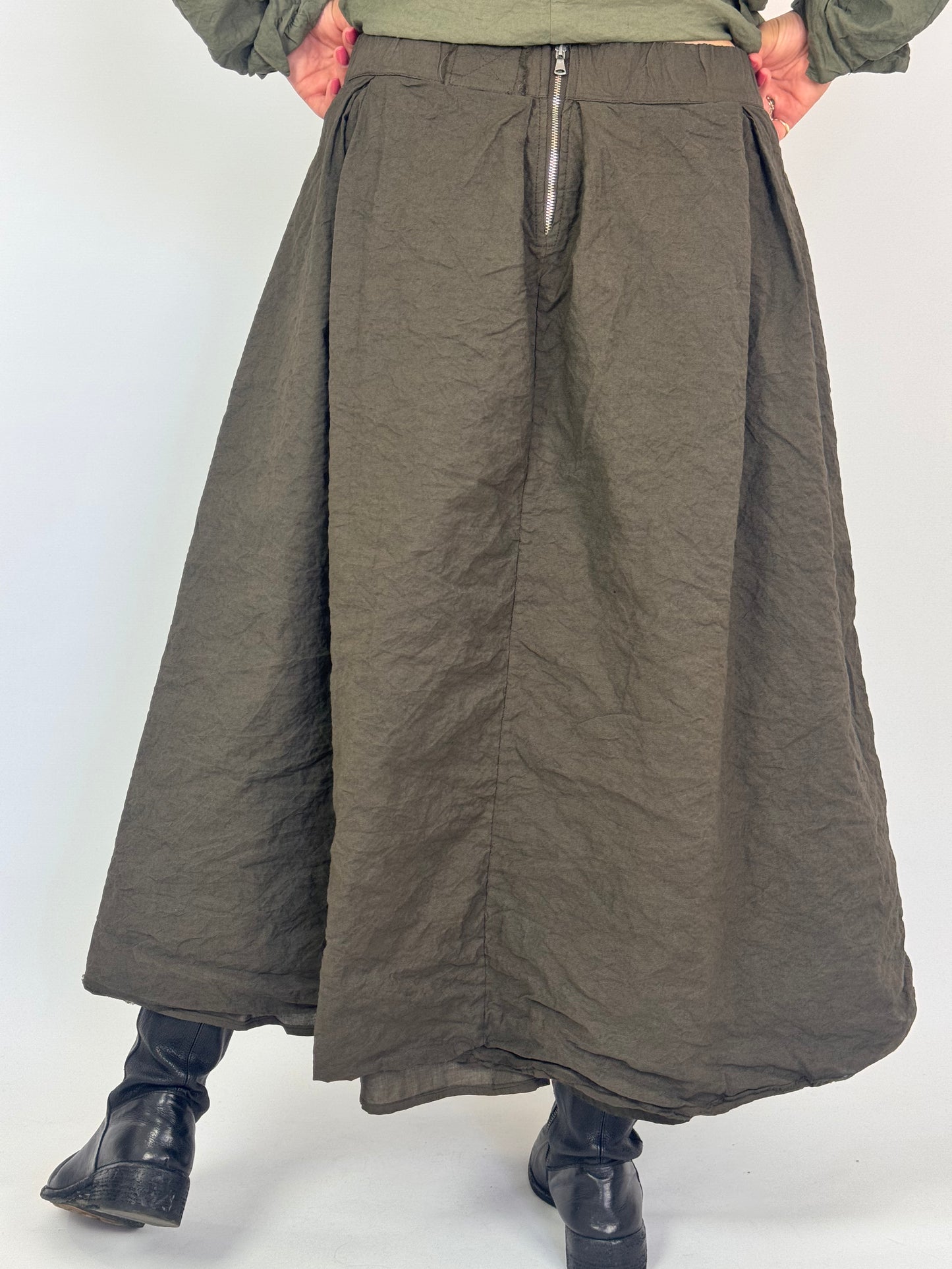 Aequamente 208 Skirt Foresta