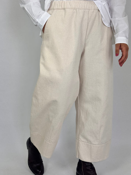 Aequamente 248 Trousers Chalk
