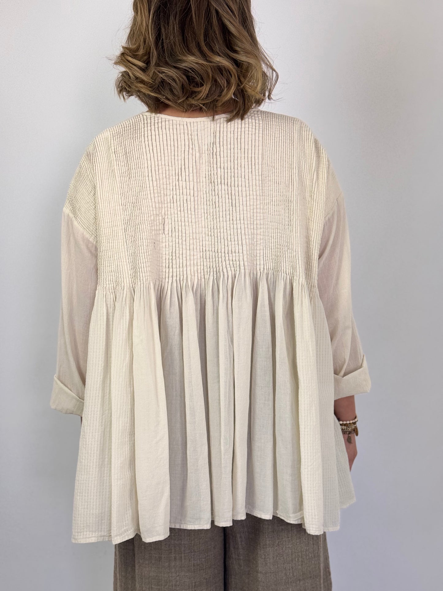 Maison de Soil 513D Pin-tuck Blouse Beige
