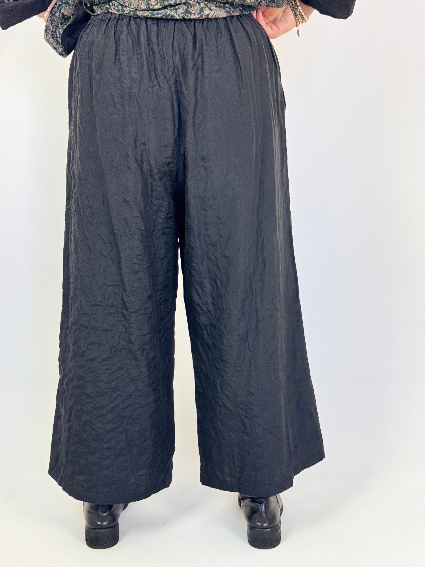 Maison de Soil 584 Silk Trousers Black