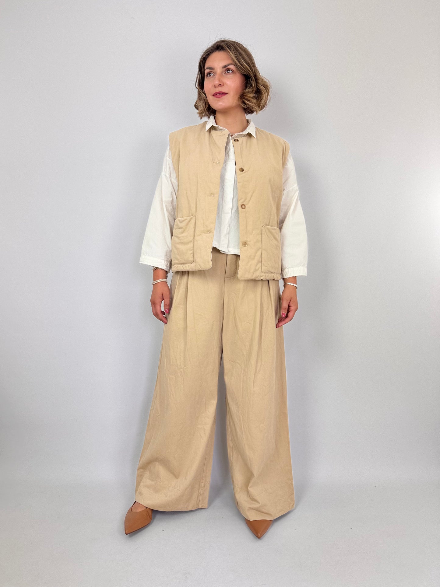 Elsa Esturgie Ocre Gilet Sand