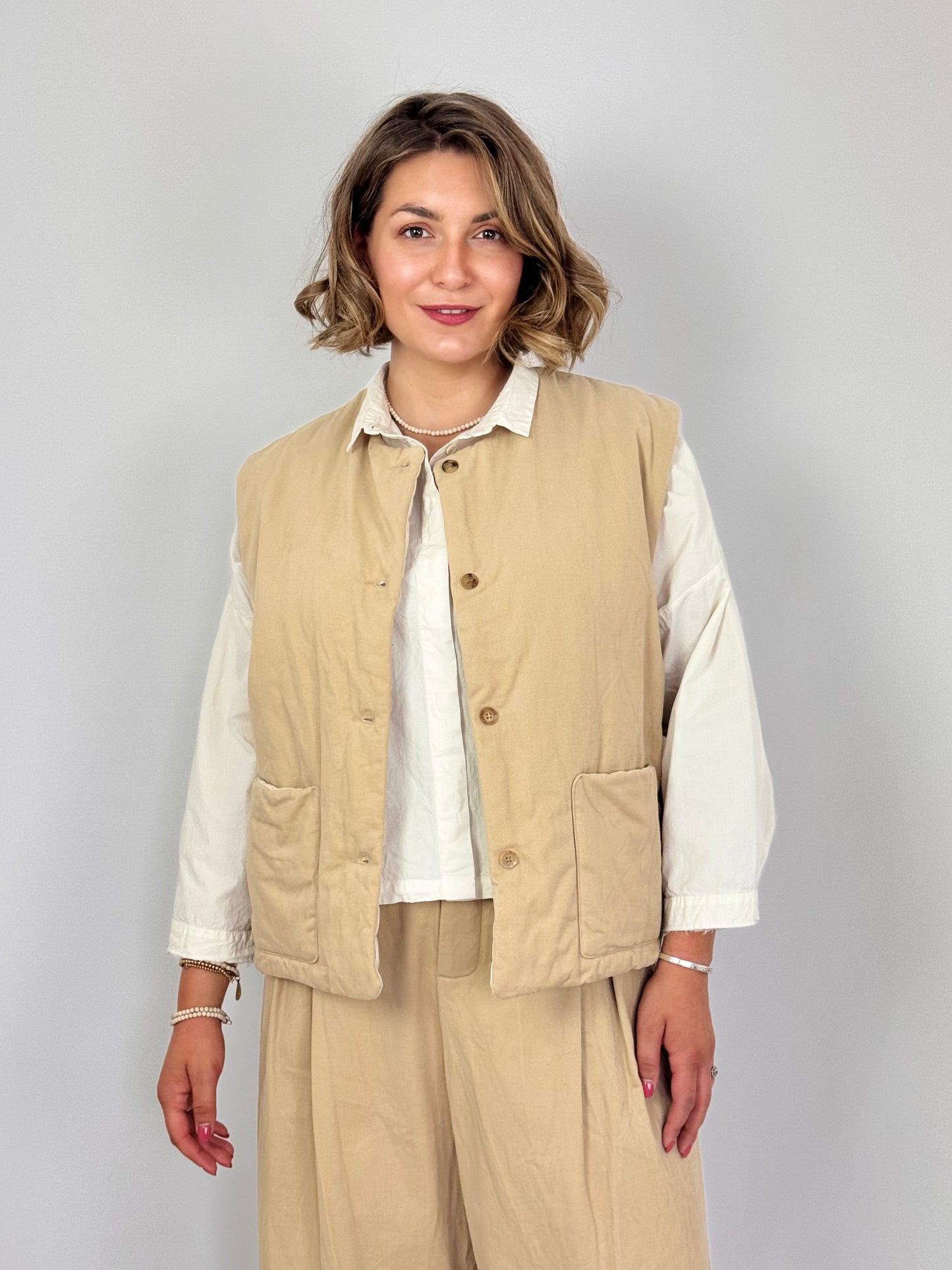 Elsa Esturgie Ocre Gilet Sand