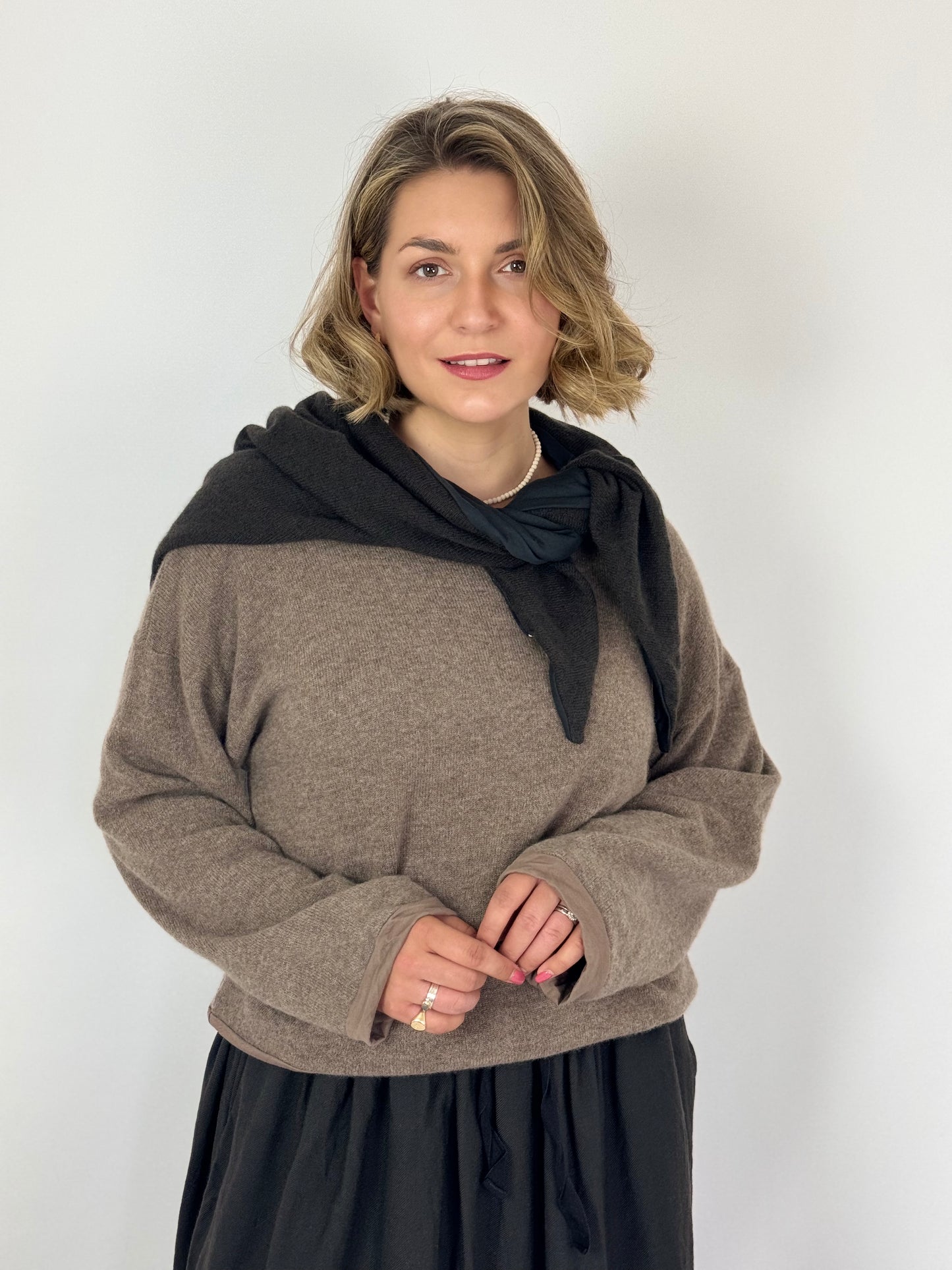 Elsa Esturgie Obole Scarf Brown
