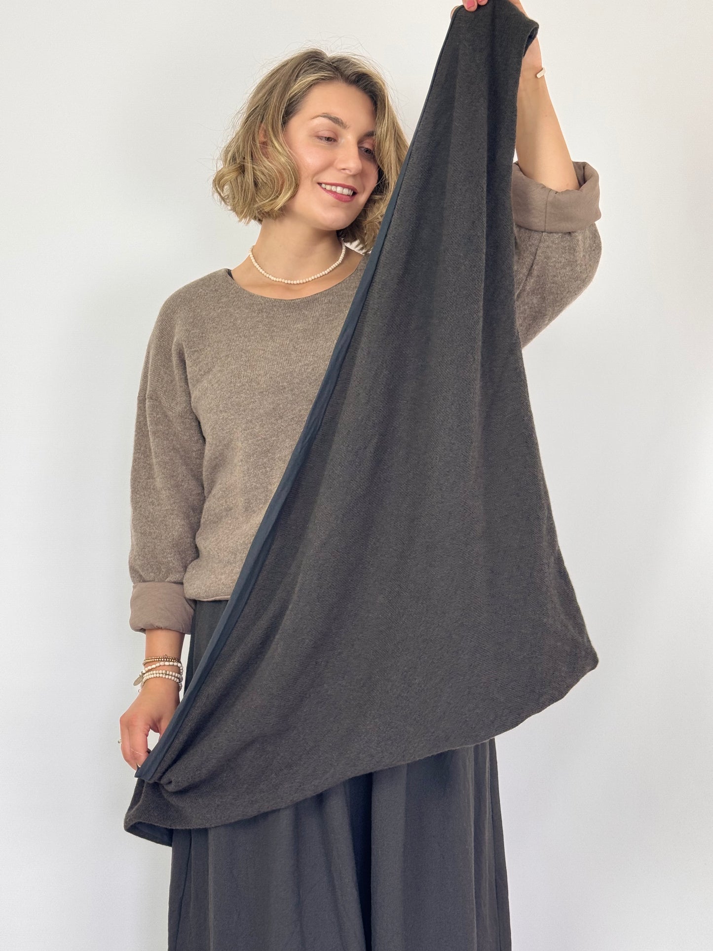 Elsa Esturgie Obole Scarf Brown