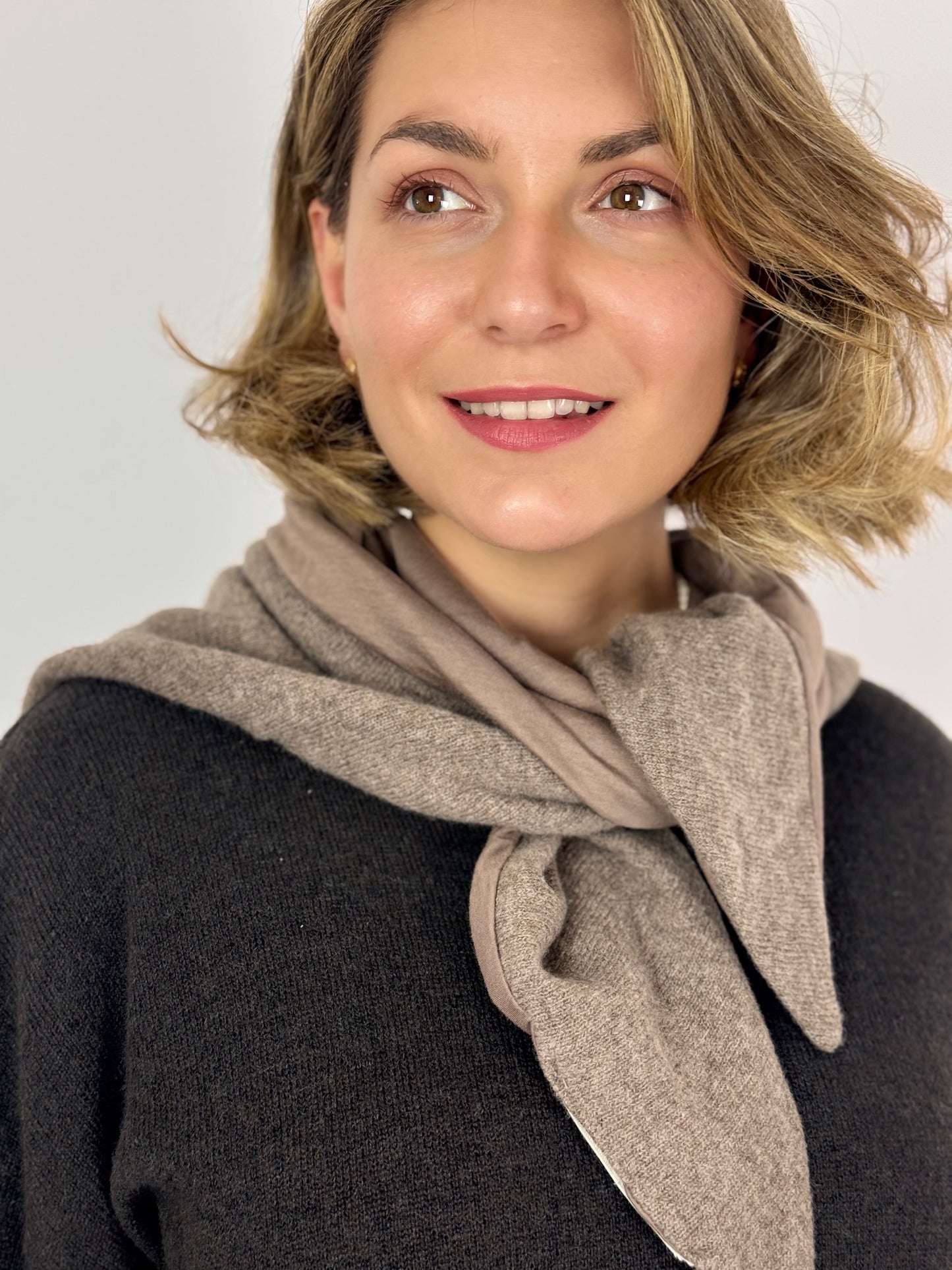 Elsa Esturgie Obole Scarf Taupe