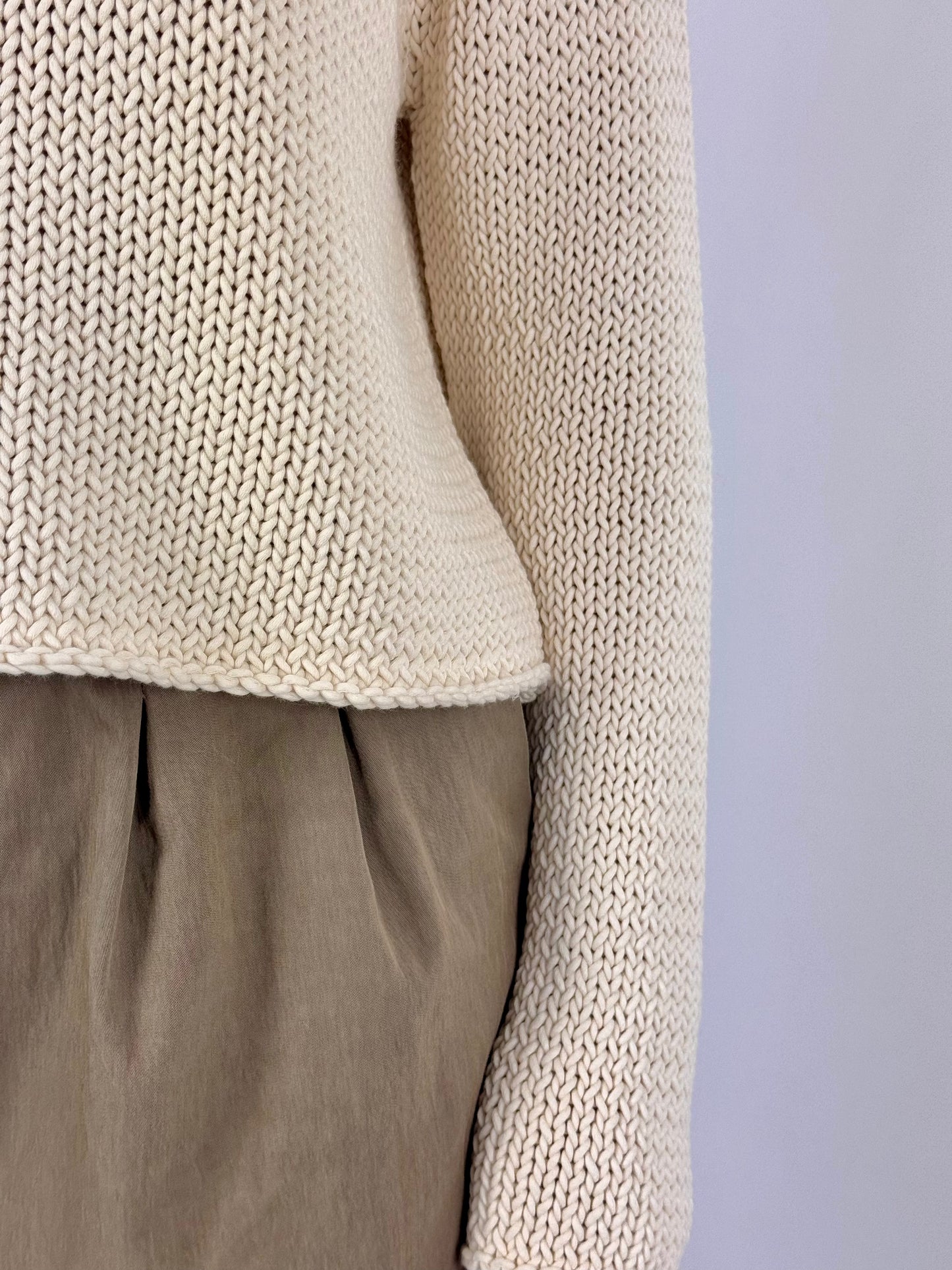 Apuntob 1953 Jumper Milk