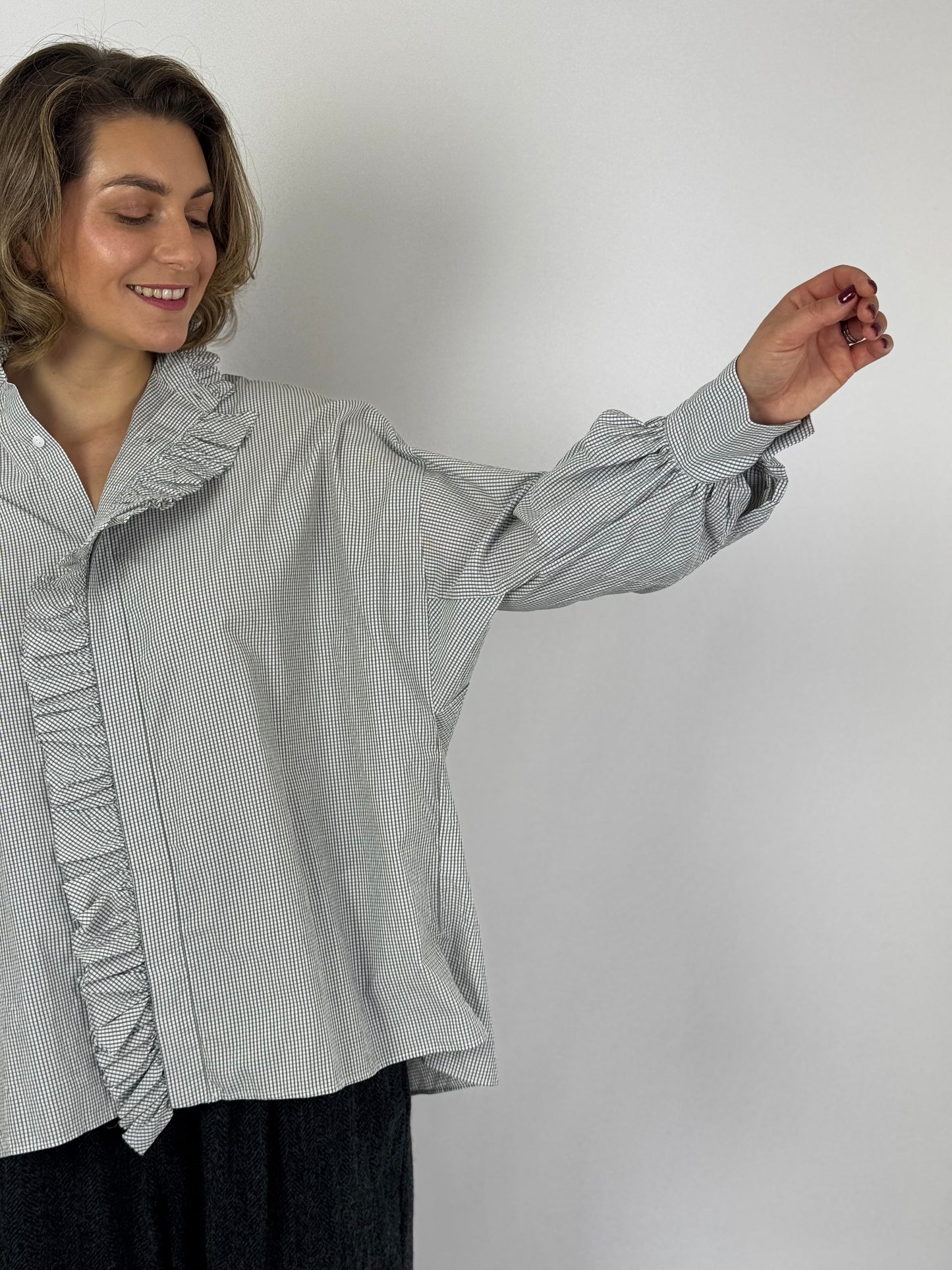 TouJours Bishop Sleeve Shirt White Grey