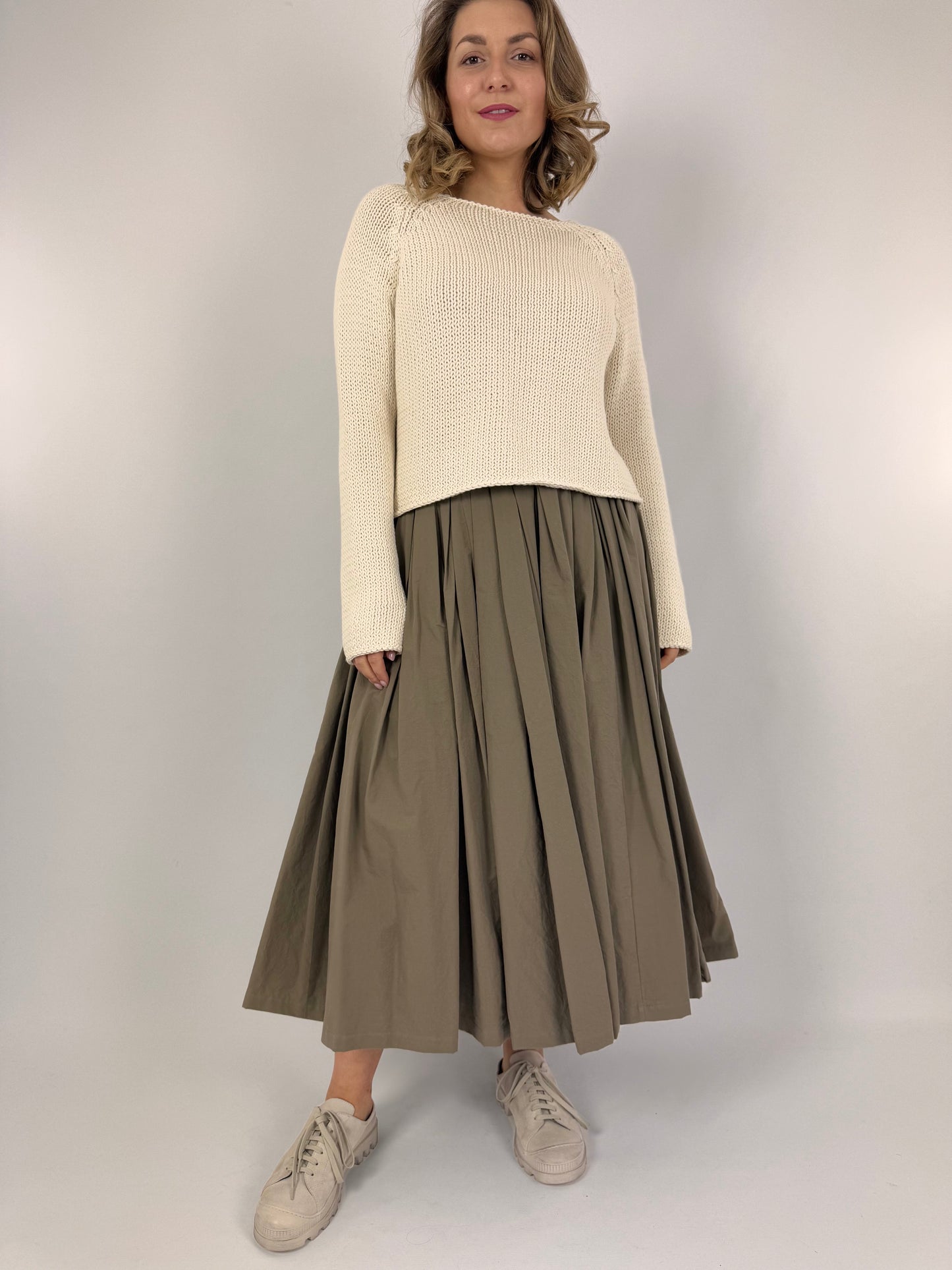 Apuntob 1953 Jumper Milk