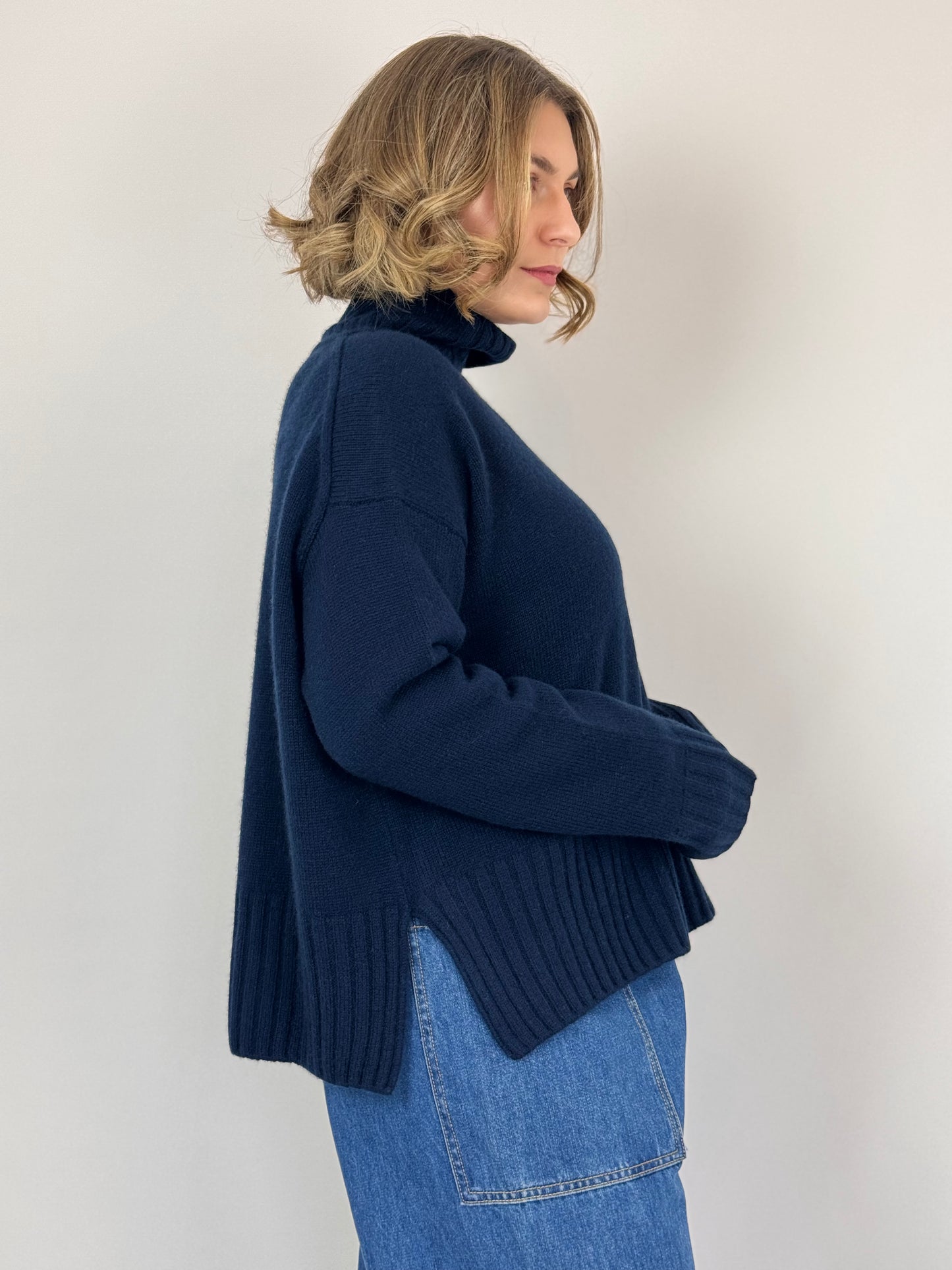 Vic & Bert Fred Jumper Navy