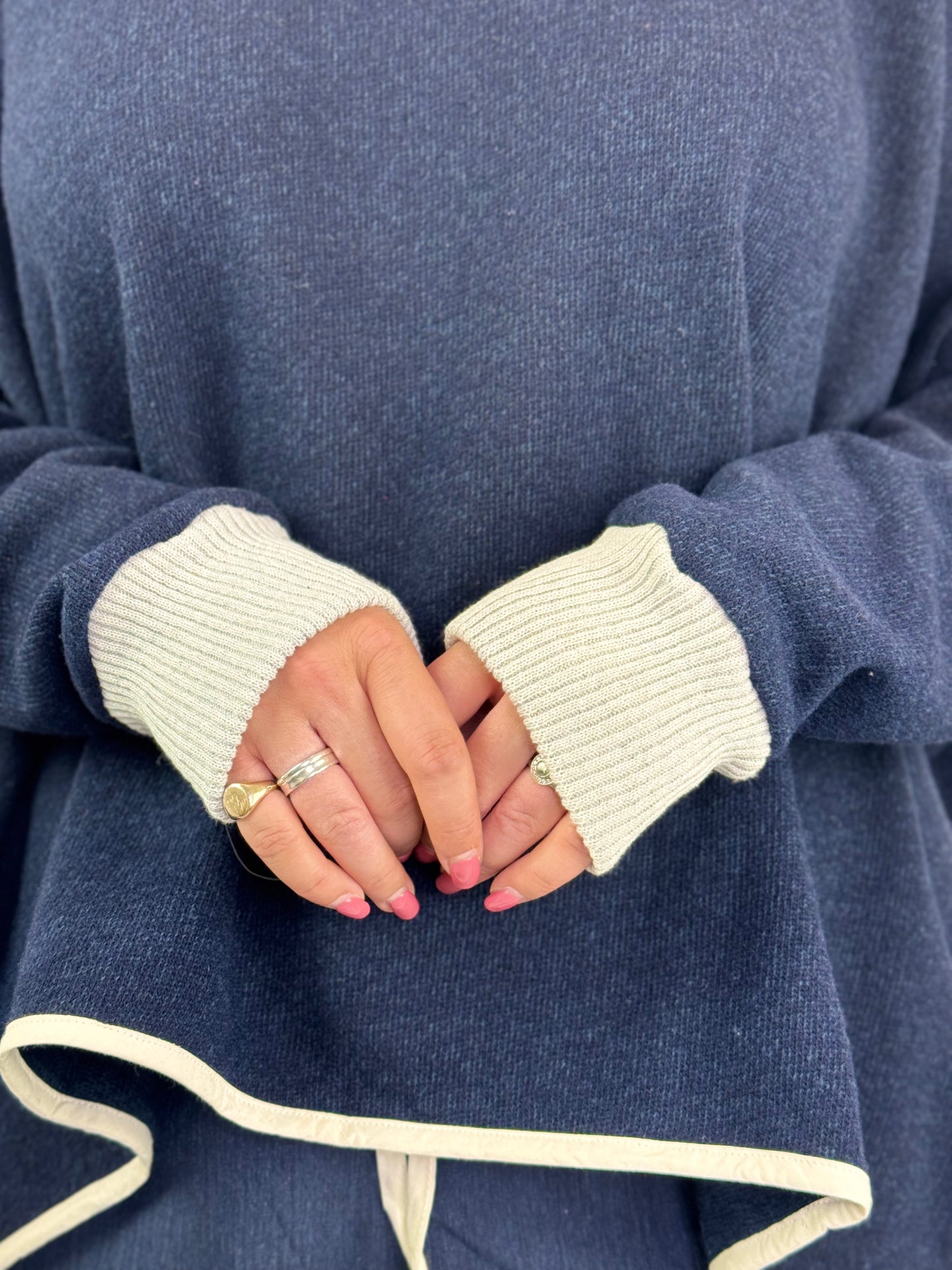 Barbara Lang NIE V Jumper Navy