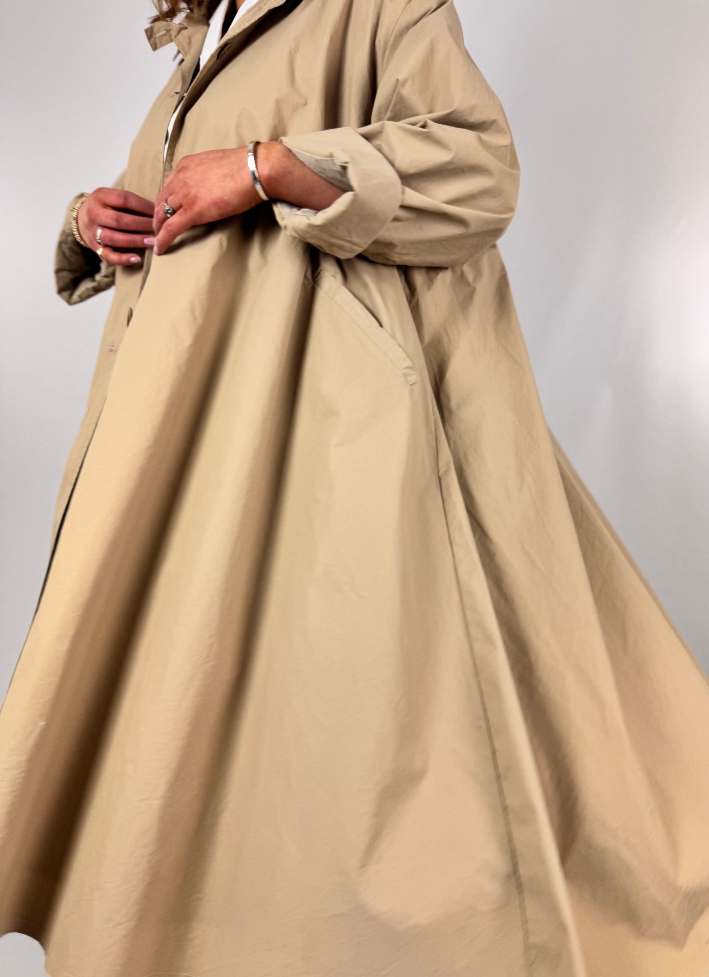 Aequamente 108 Coat Juta