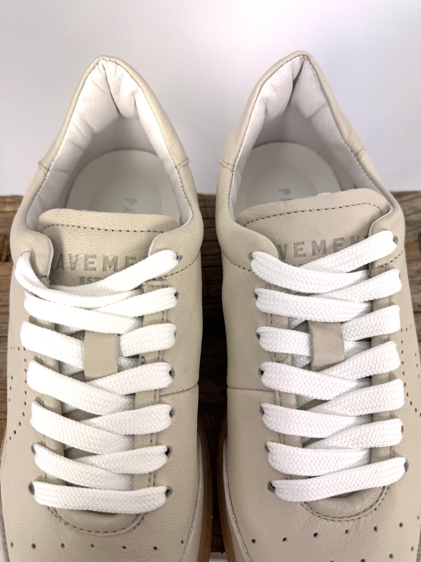 Pavement Vanda Trainers Beige