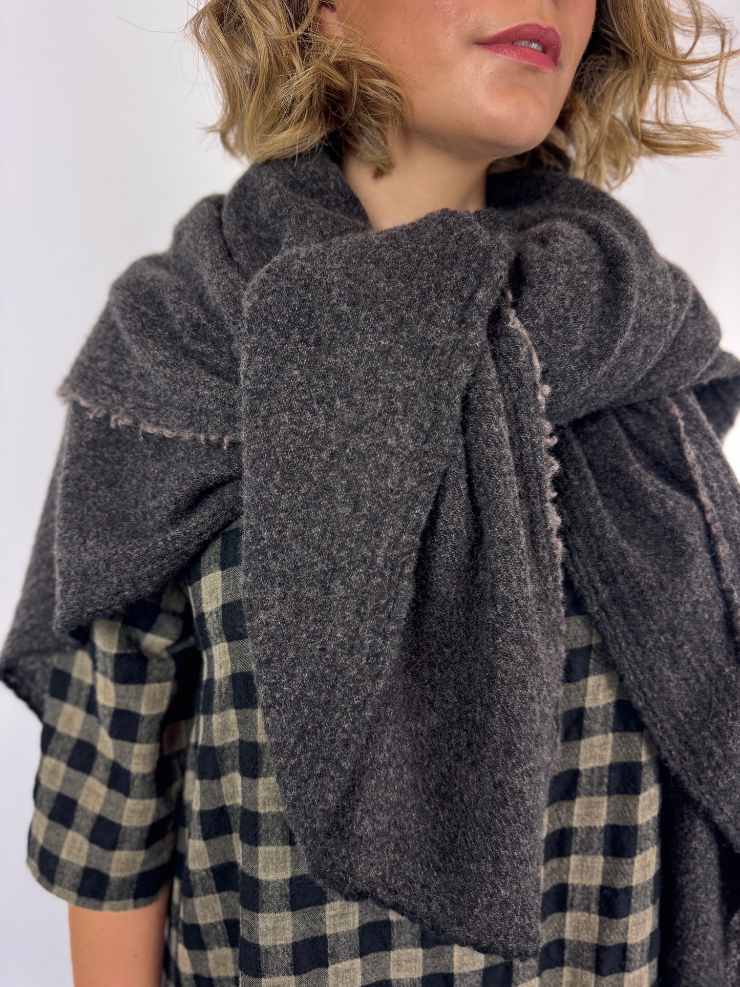 Apuntob 1921 Scarf Coffee