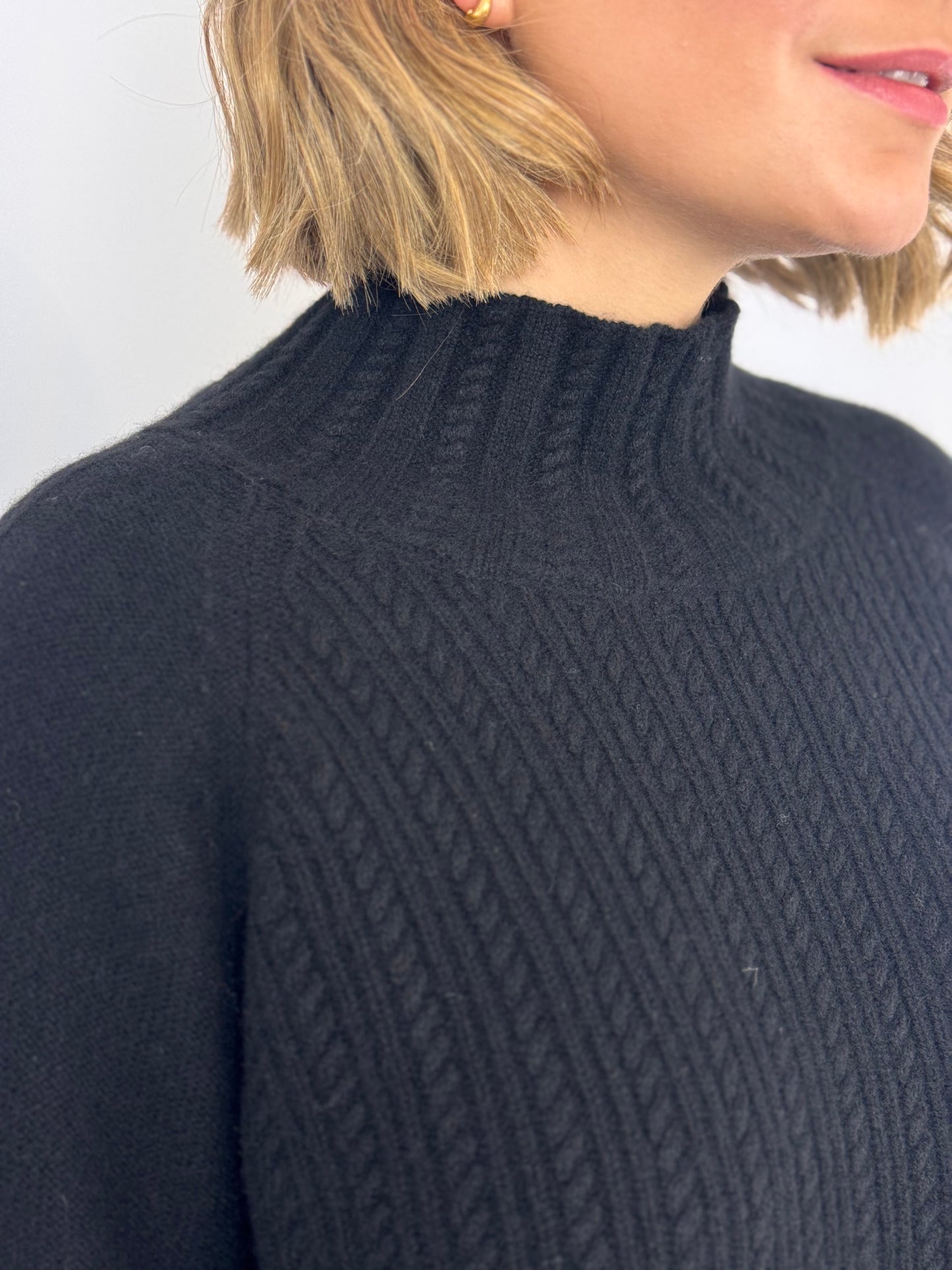 Cash-Ca W44 Jumper Black