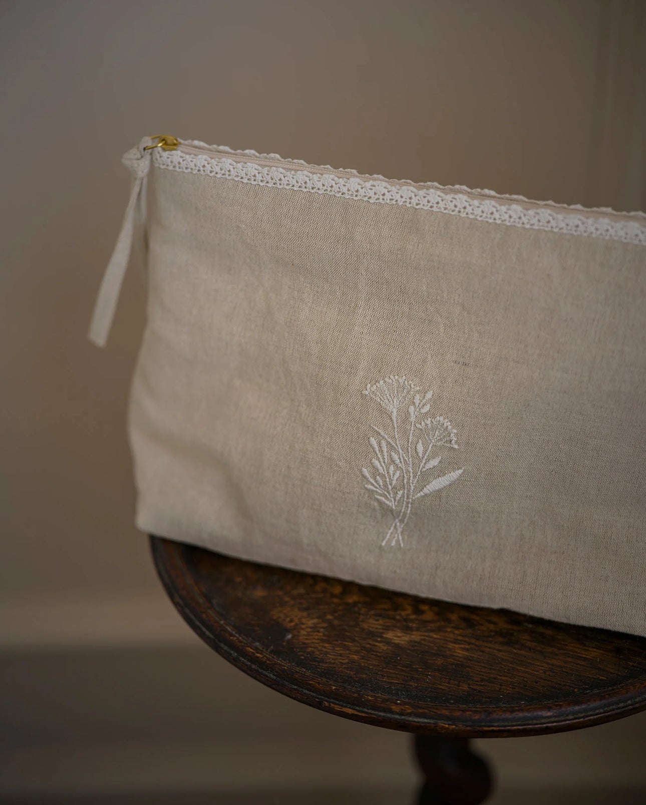 MeanWhile Linen/Lace Cosmetic Pouch