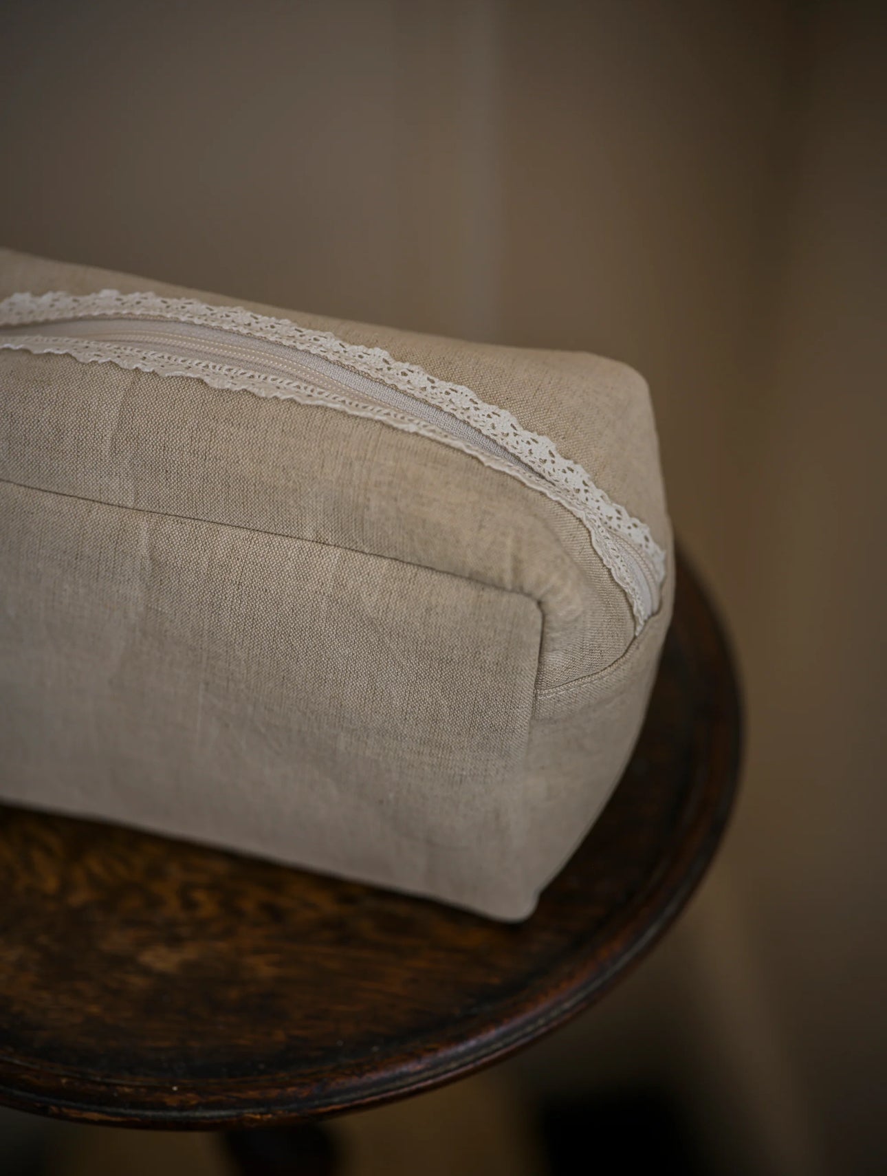 MeanWhile Linen/Lace Travel Bag