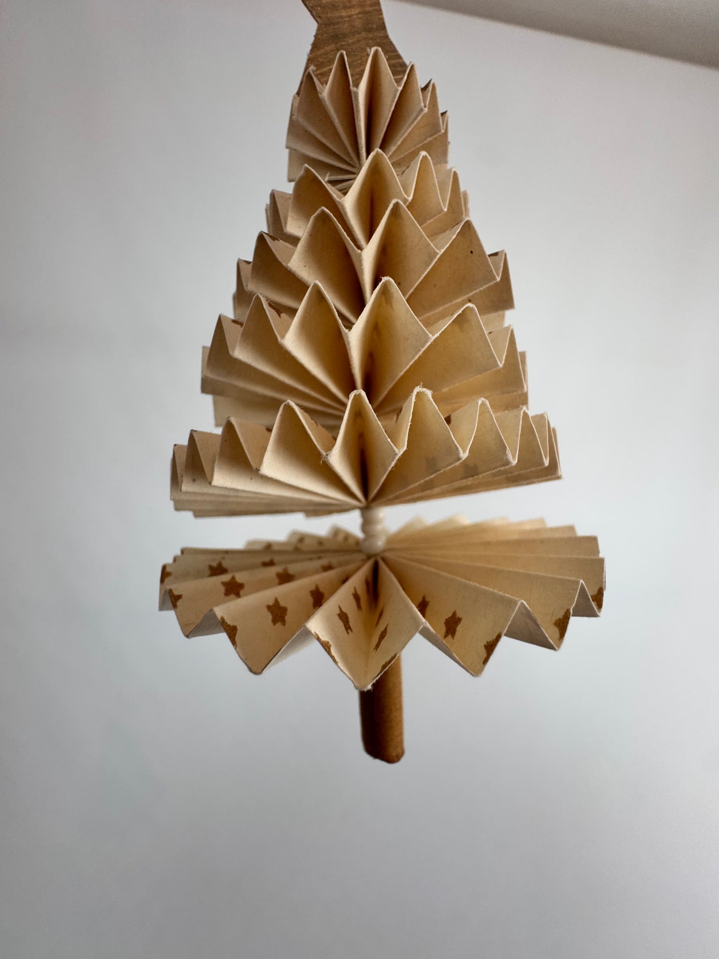 A World of Craft Fold Fir Tree Decoration White