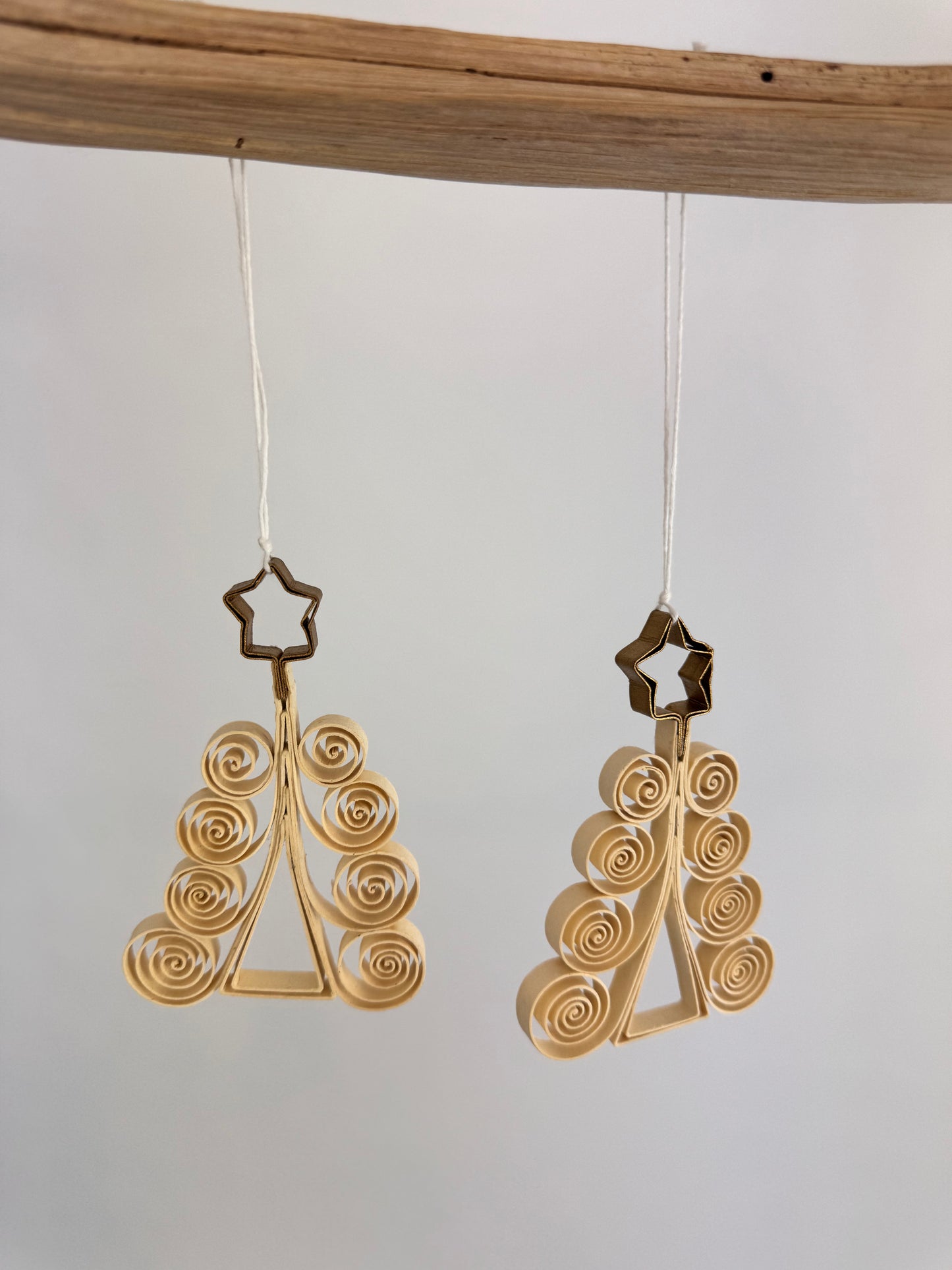 A World of Craft Quilled Fir Tree Decorations 2-p