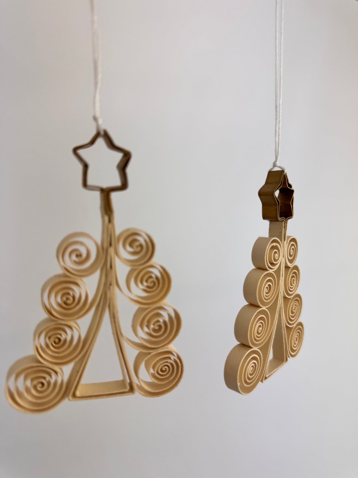 A World of Craft Quilled Fir Tree Decorations 2-p